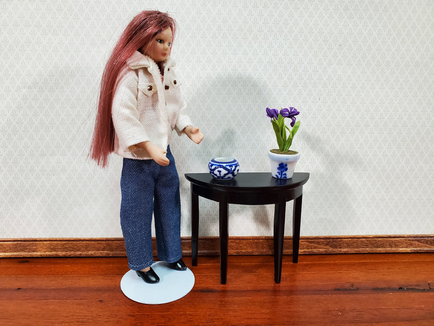 Dollhouse Vase Ceramic Blue & White Trellis Design 1:12 Scale Miniature