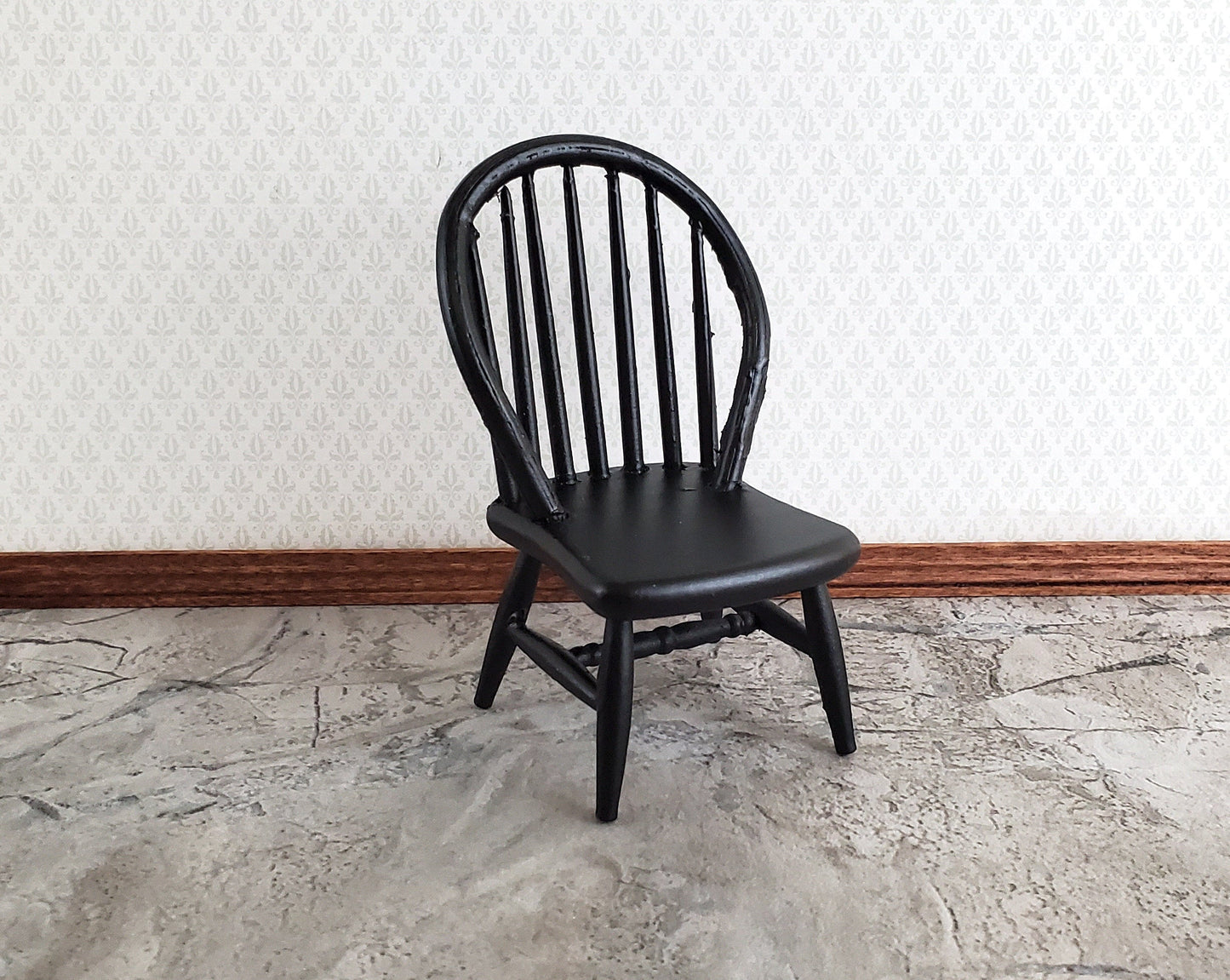 Dollhouse Windsor Spindle Back Kitchen Chair Black 1:12 Scale Miniature Furniture