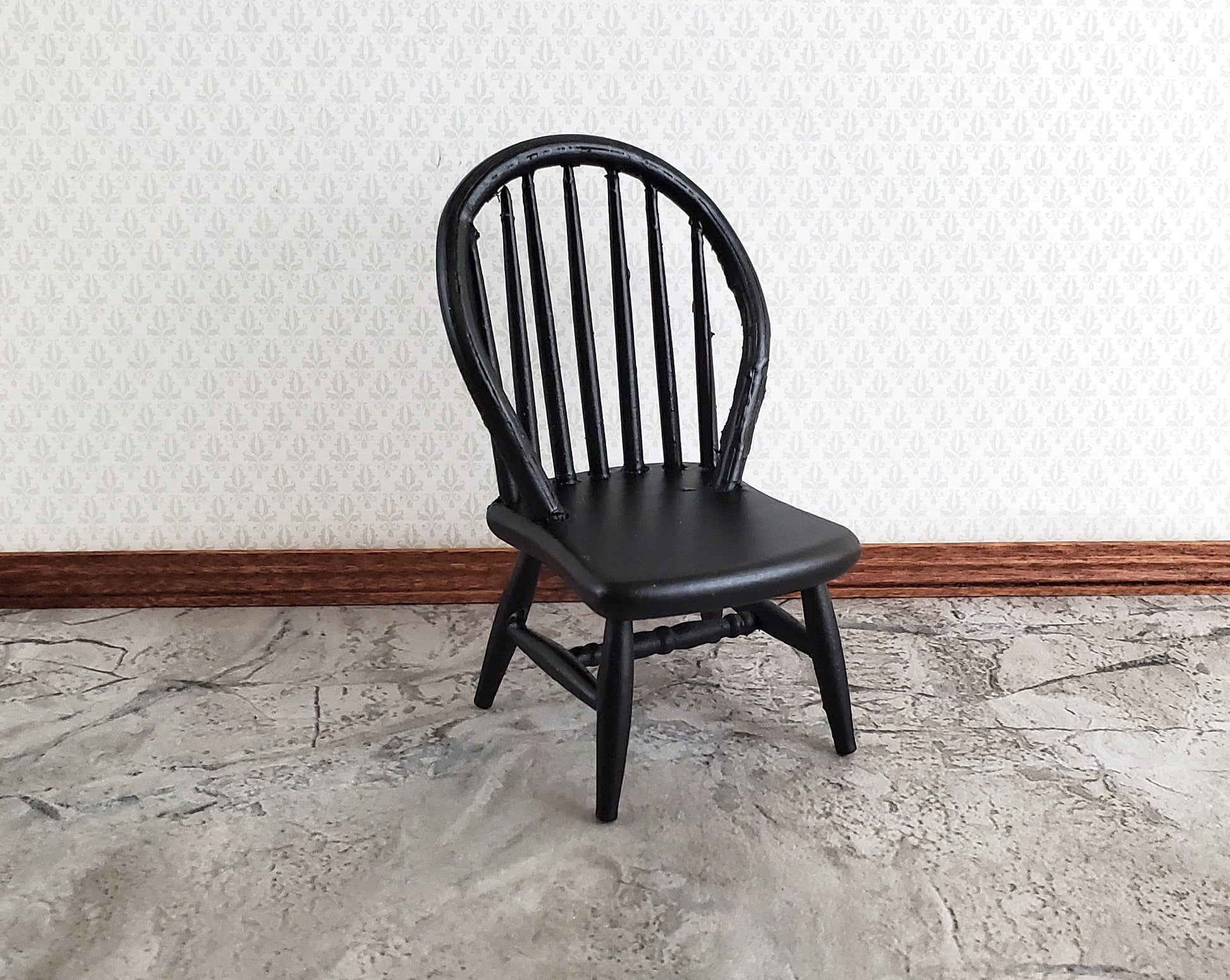 Dollhouse Windsor Spindle Back Kitchen Chair Black 1:12 Scale Miniature Furniture