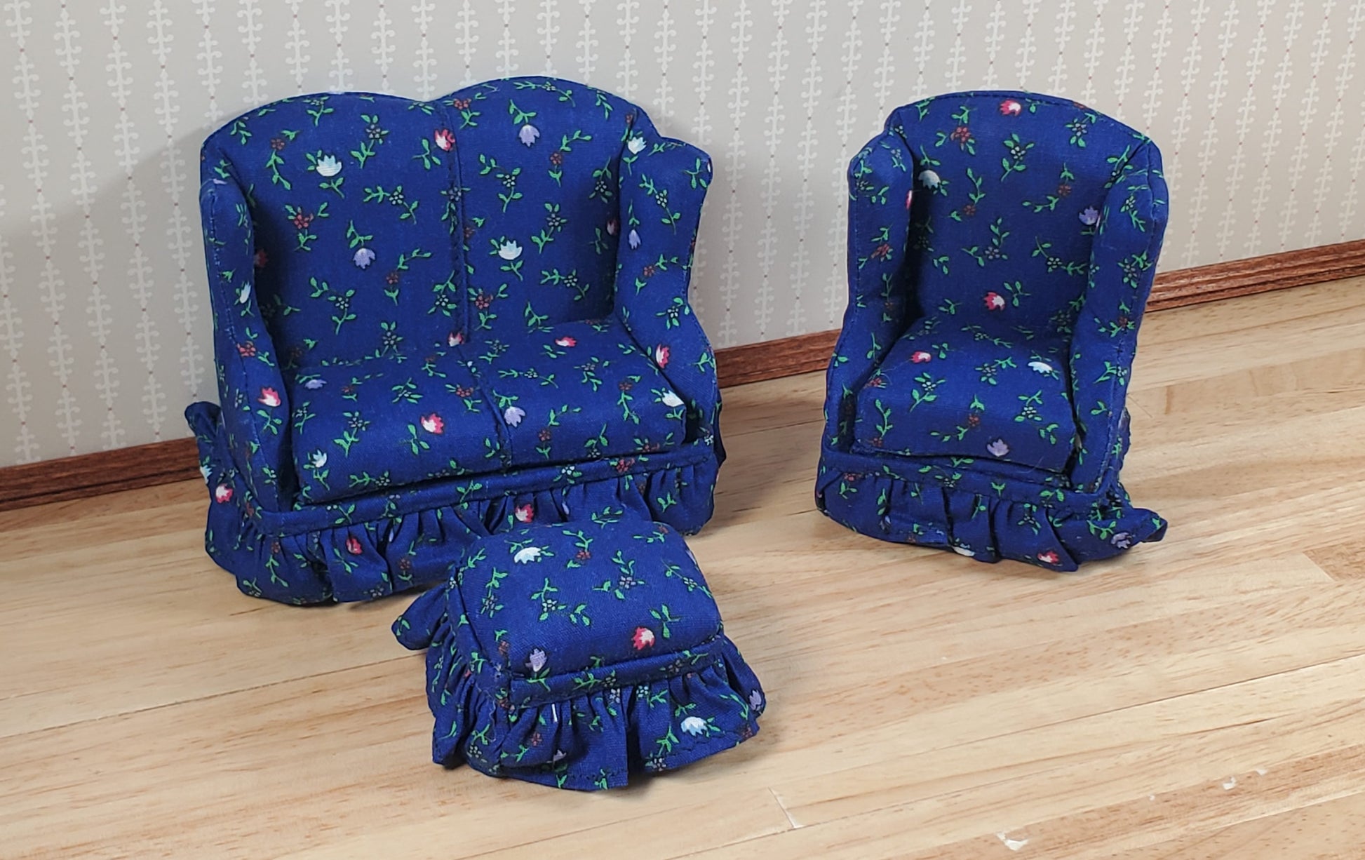 Dollhouse Small Sofa Chair Ottoman Dark Blue Floral 1:12 Scale Miniature Furniture