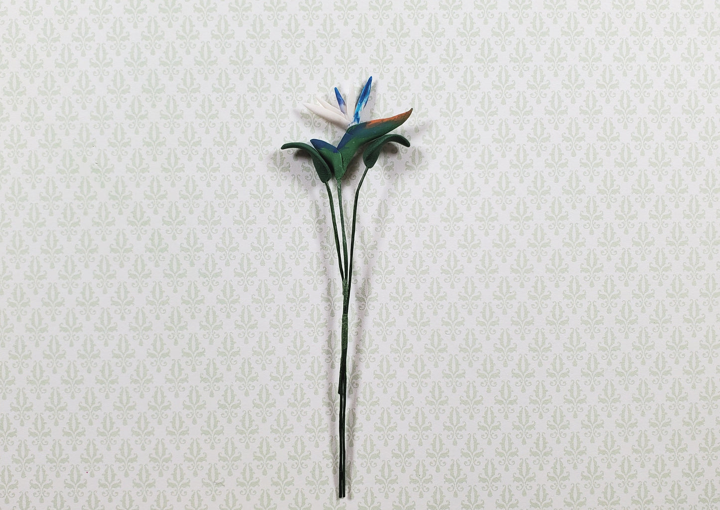 Dollhouse White Bird of Paradise Single Stem with Foliage 1:12 Scale Miniature