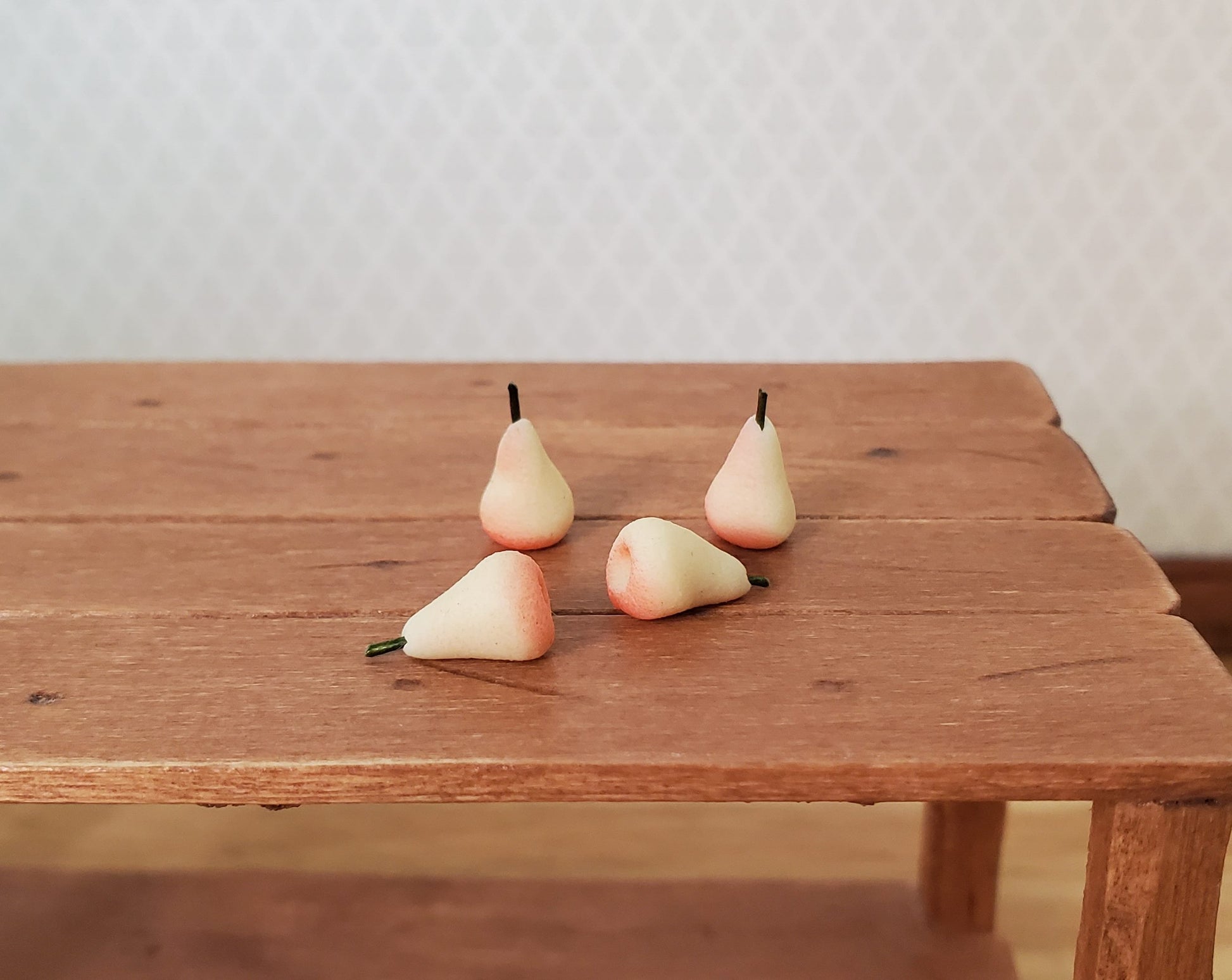 Dollhouse Pear Set of 4 1:12 Scale Miniature Dessert Food Kitchen Grocery