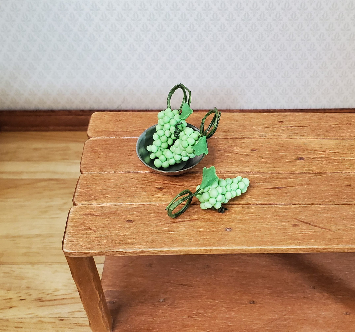 Dollhouse Green Grapes Set of 3 Bunches 1:12 Scale Miniature Food Kitchen Grocer