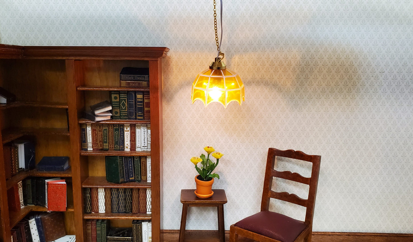 Dollhouse Retro Ceiling Light Amber Shade 1:12 Scale Miniature 12 Volt with Plug