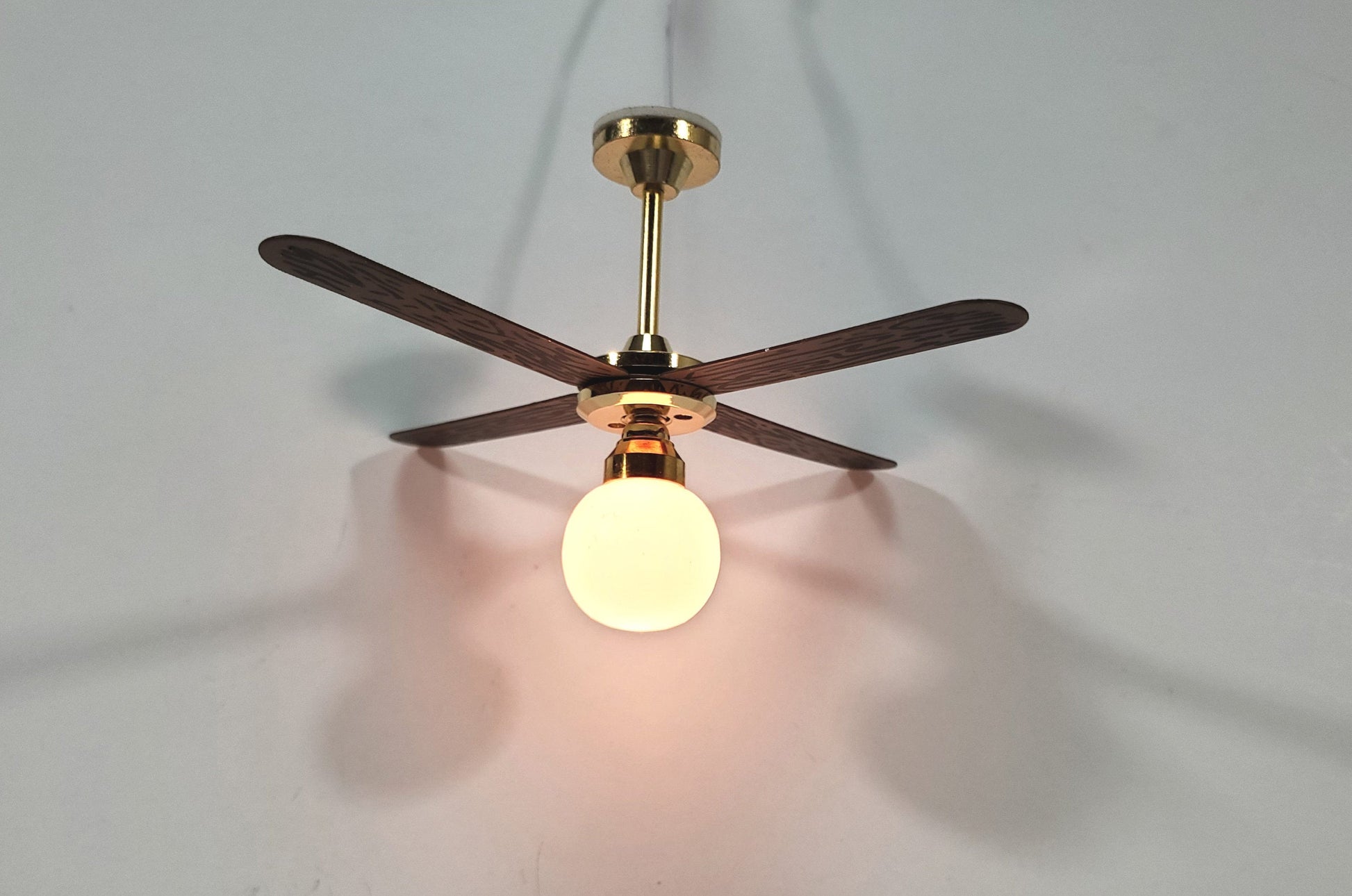 Dollhouse Ceiling Fan Light 4 Blade Plug In Electric 1:12 Scale Miniature 12 Volt