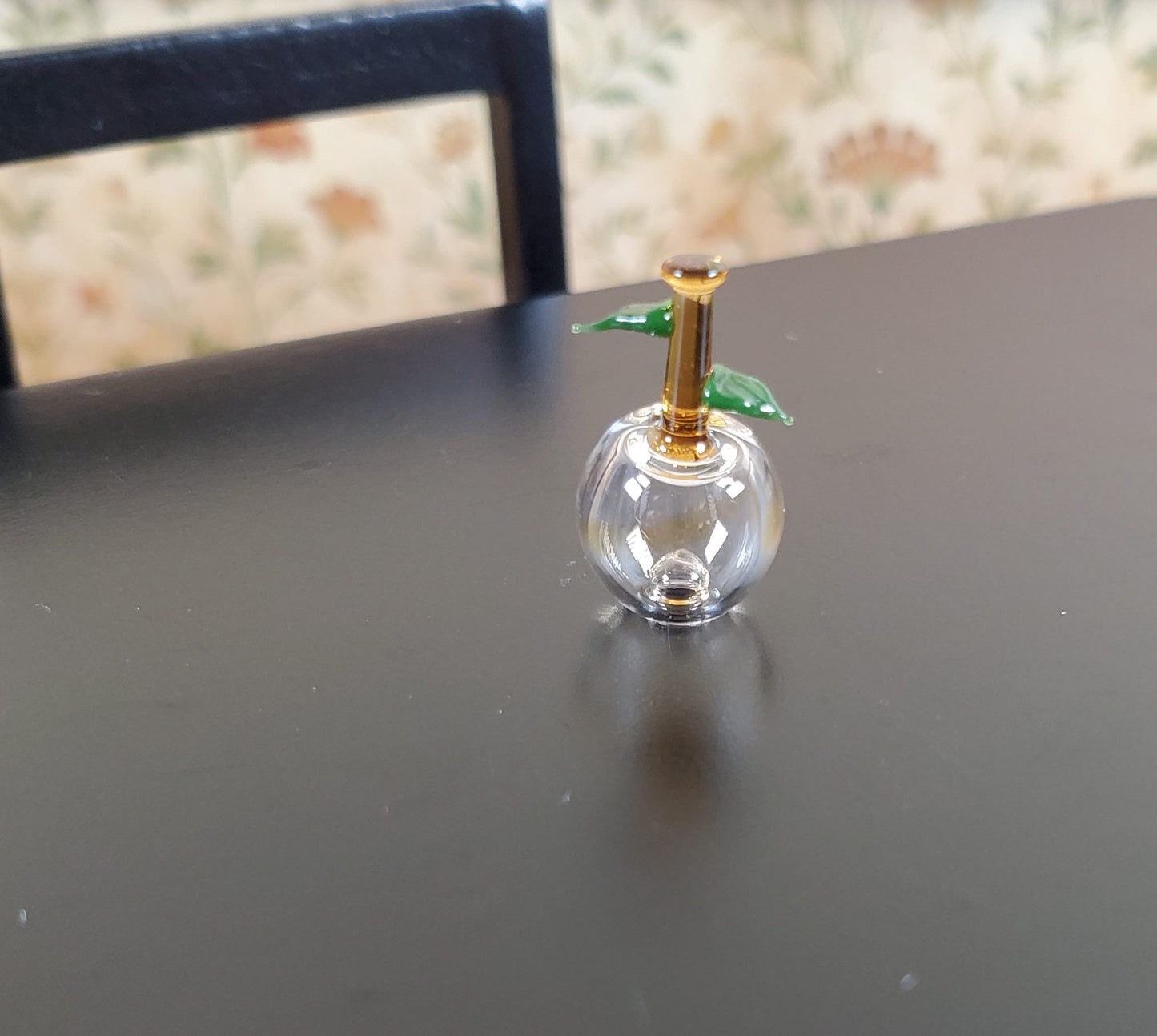 Miniature Tiny Glass Apple Centerpiece Sculpture 1:12 Scale Dollhouse