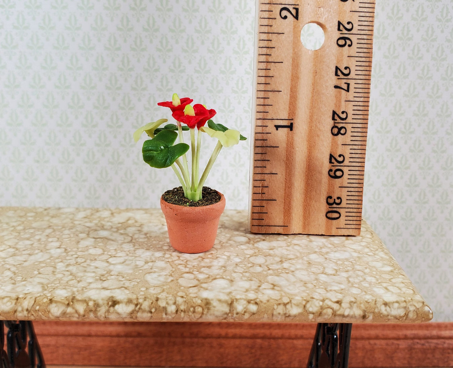 Dollhouse Anthurium Flamingo Flower in Terra Cotta Planter 1:12 Scale Houseplant