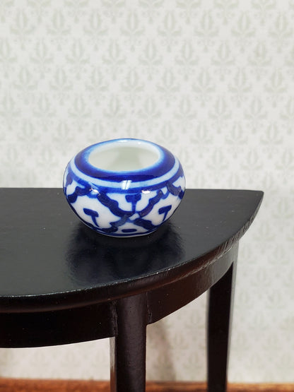 Dollhouse Vase Ceramic Blue & White Trellis Design 1:12 Scale Miniature