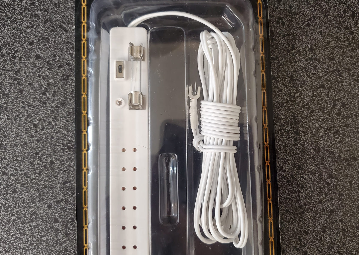 Dollhouse Power Strip with Fuse & Switch 12 Plugs Wiring System for Plug In Lights