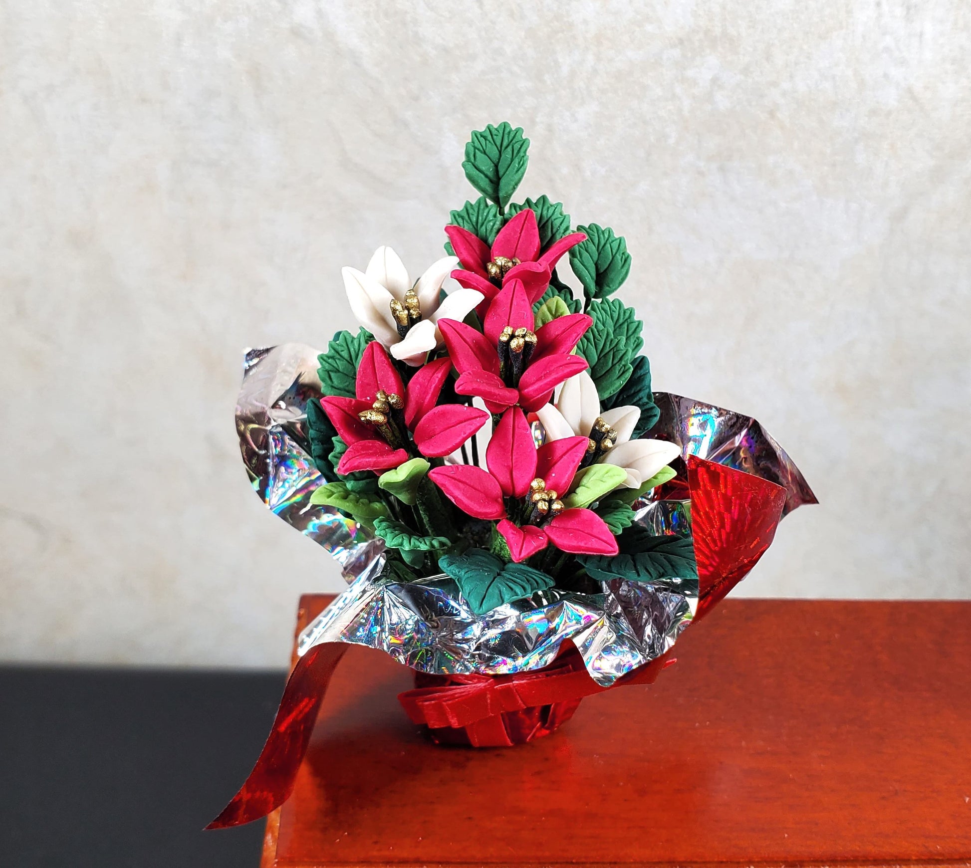 Dollhouse Red & White Poinsettias in Gift Wrapped Foil 1:12 Scale Miniature