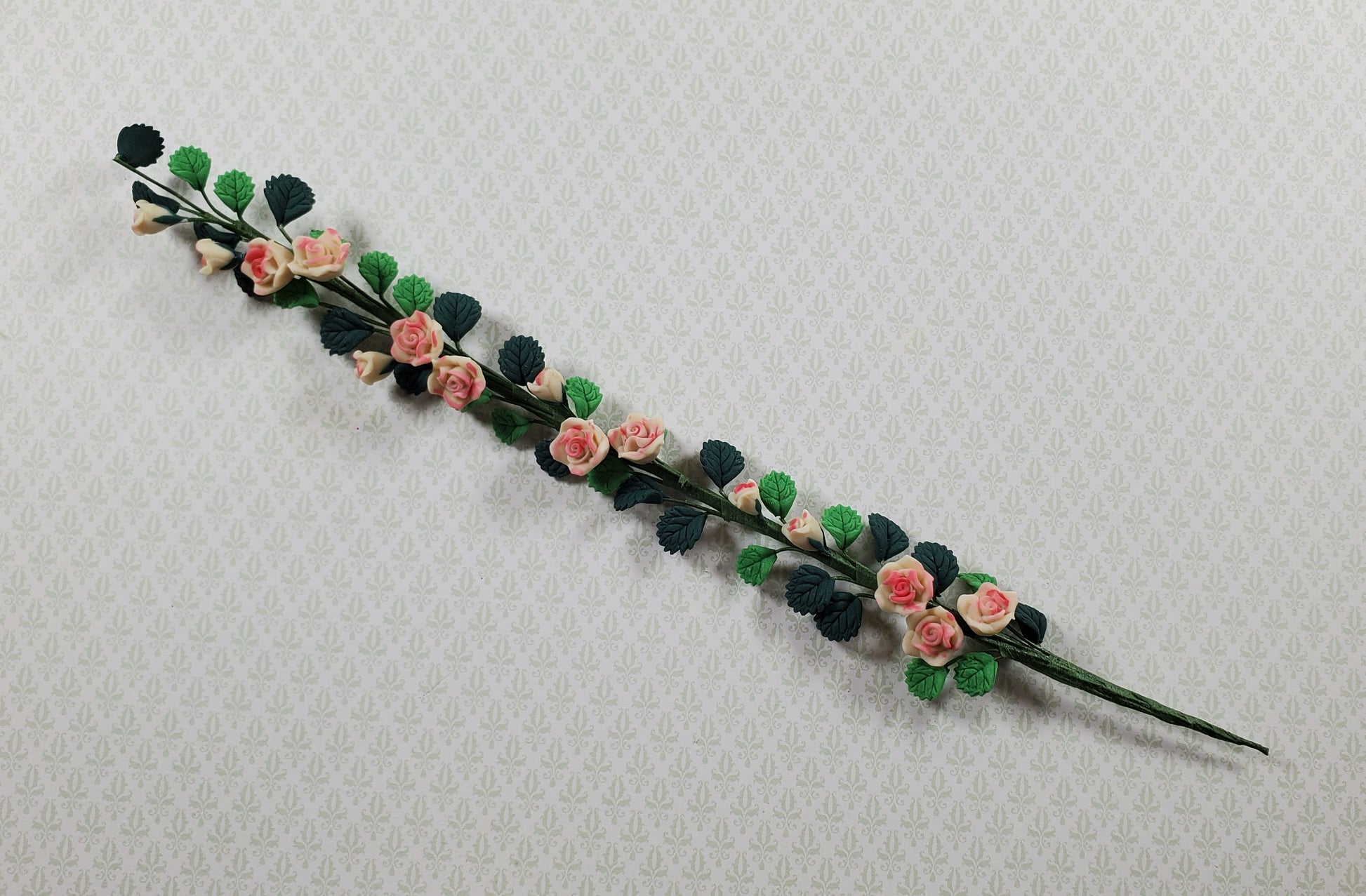 Dollhouse White & Pink Climbing Roses Vine 1:12 Scale Miniature Garden Flowers