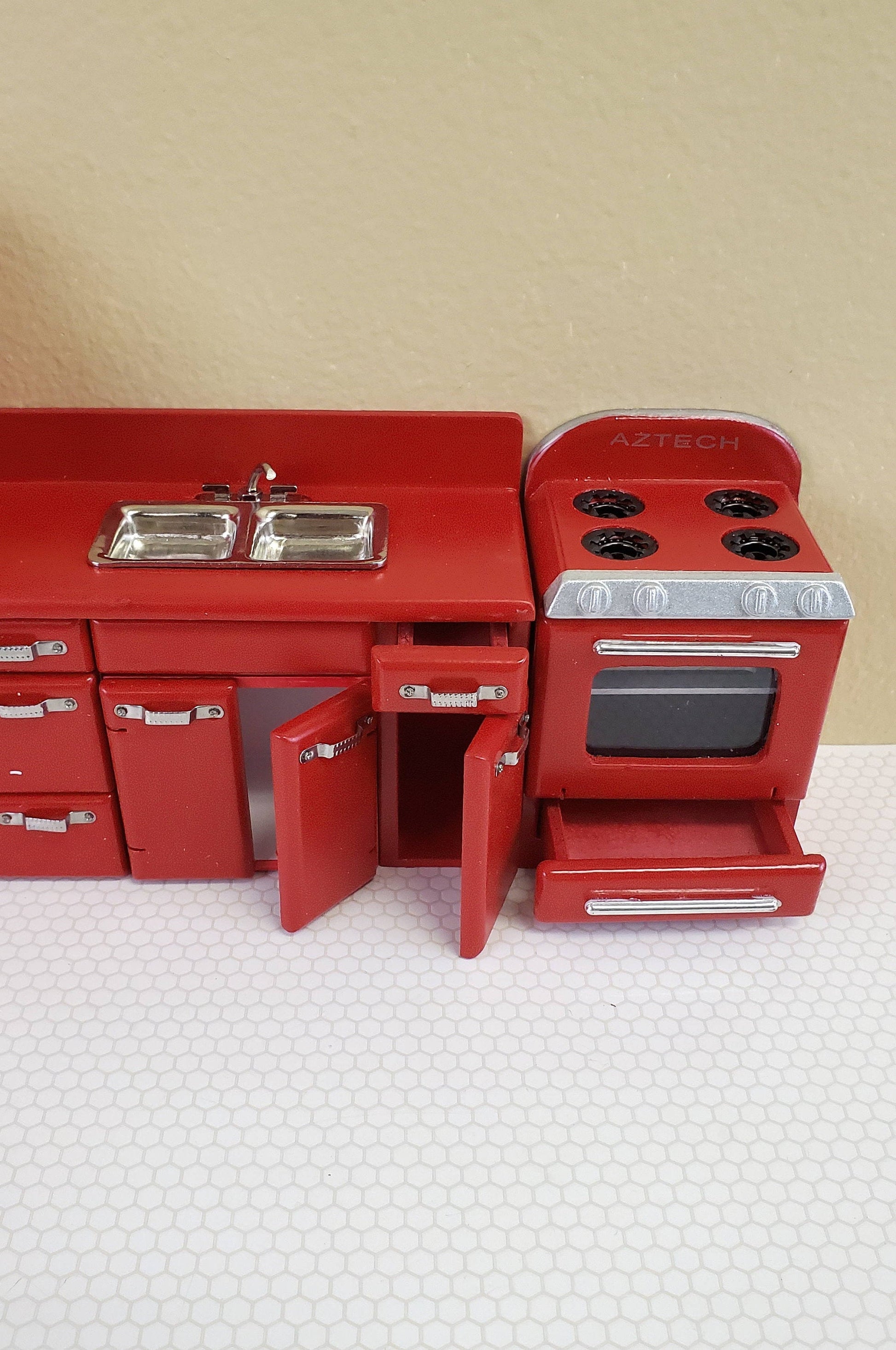 Dollhouse Miniature Kitchen Wall Set Fridge Sink Stove Oven 1:12 Scale Red
