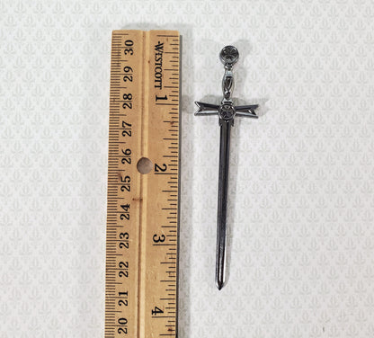 Miniature 2 Handed Sword Metal with Pewter Finish Crusader Style 1:12 Scale Weapon 9 cm