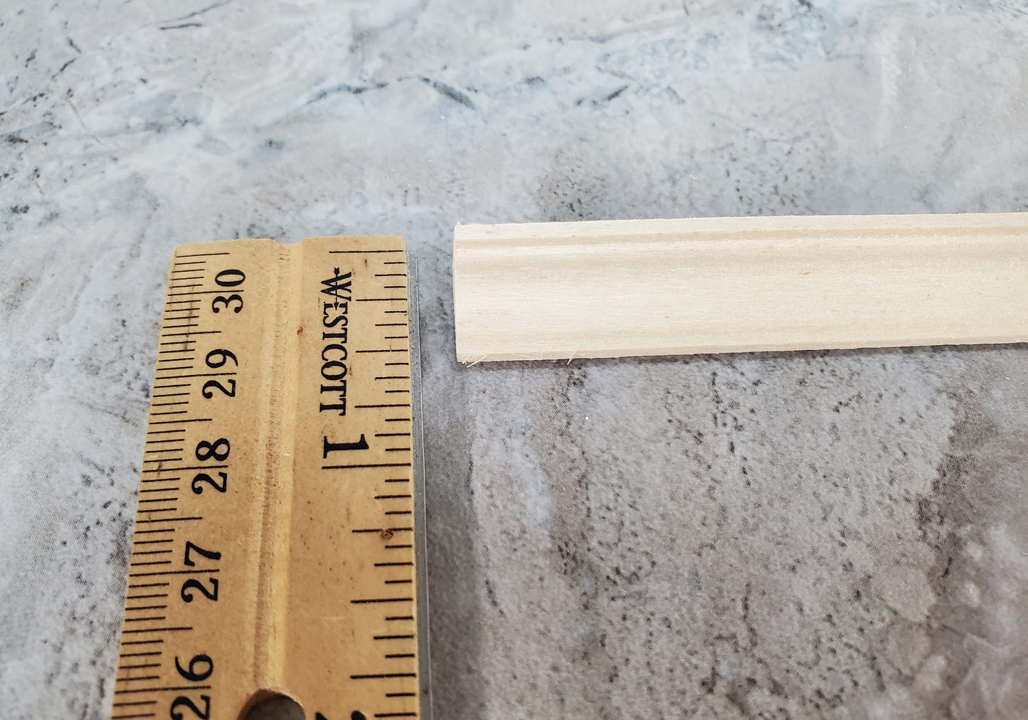 Dollhouse Crown Molding Ceiling Trim 3/8" wide x 18" long for Miniatures TC1008