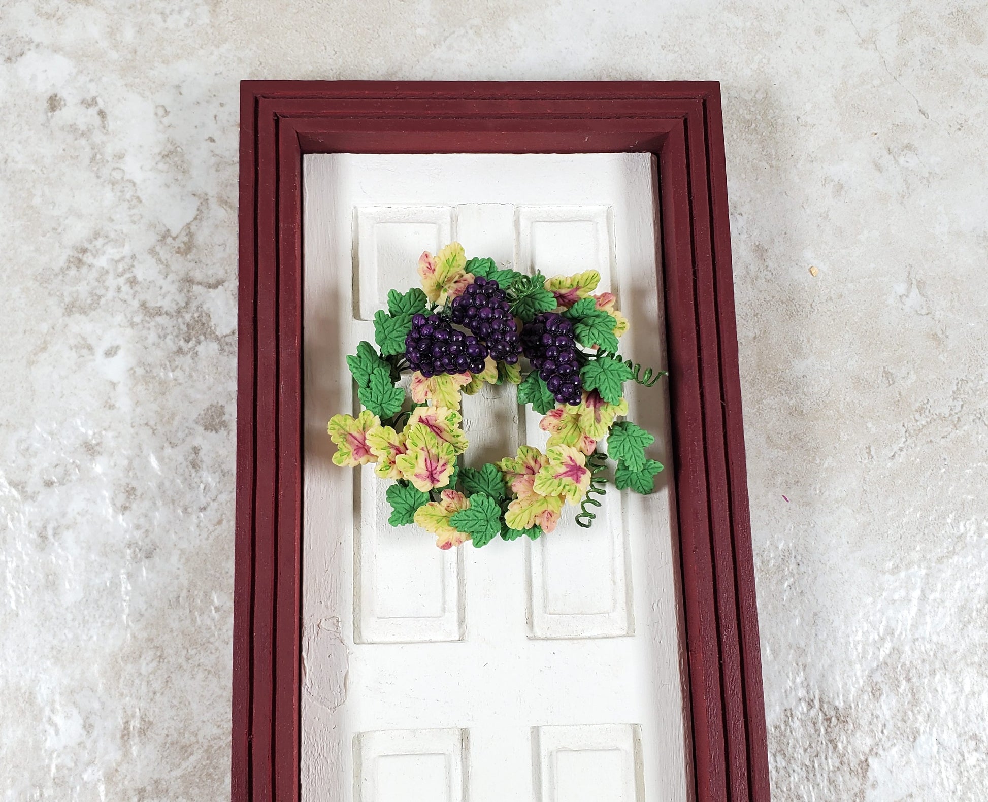 Dollhouse Grapevine Wreath with Purple Grapes 1:12 Scale Miniature