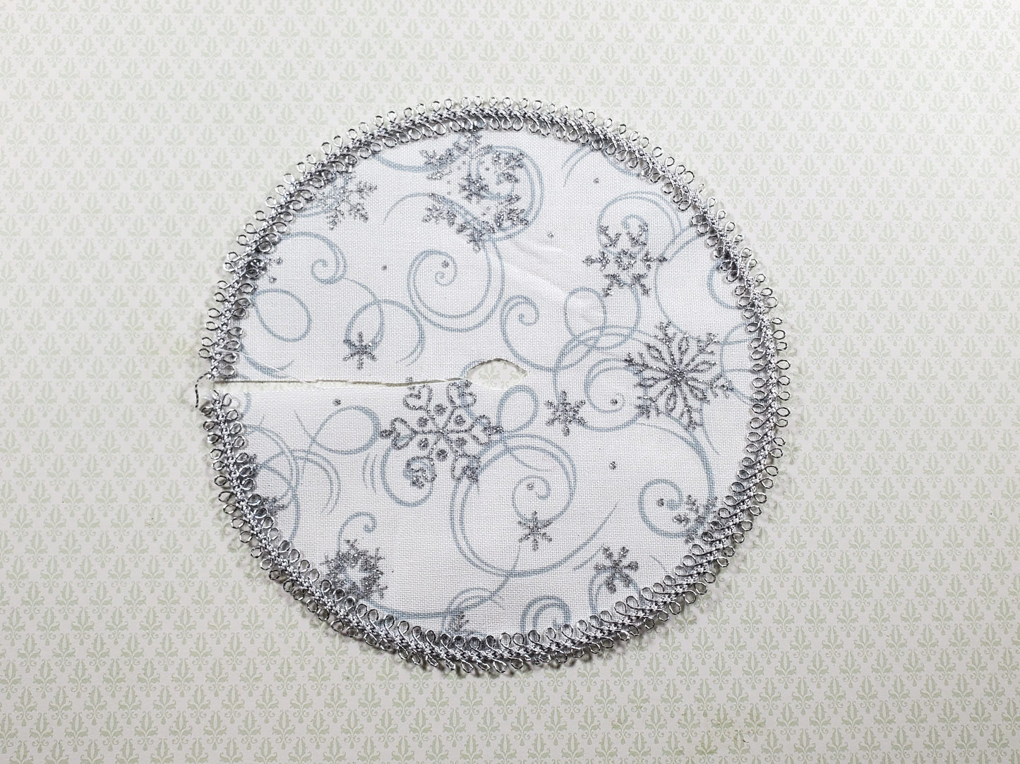 Dollhouse Christmas Snowflake Tree Skirt 1:12 Scale Miniature Holiday Decorating