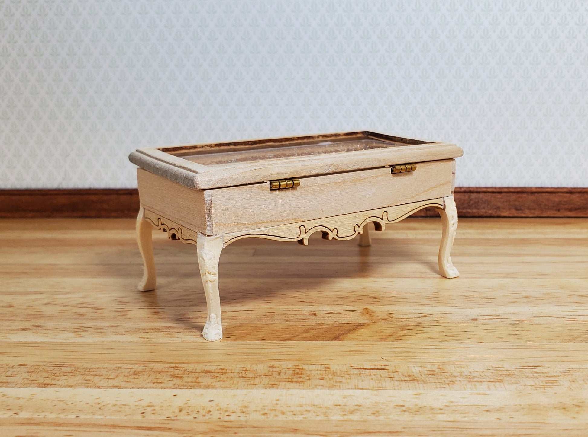 Dollhouse Low Curio Table Display Cabinet Lifting Top 1:12 Scale Miniature