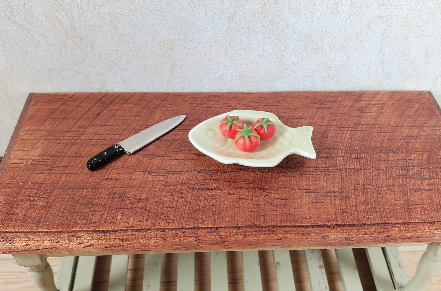 Dollhouse Fished Shaped Platter Light Green Ceramic 1:12 Scale Miniature