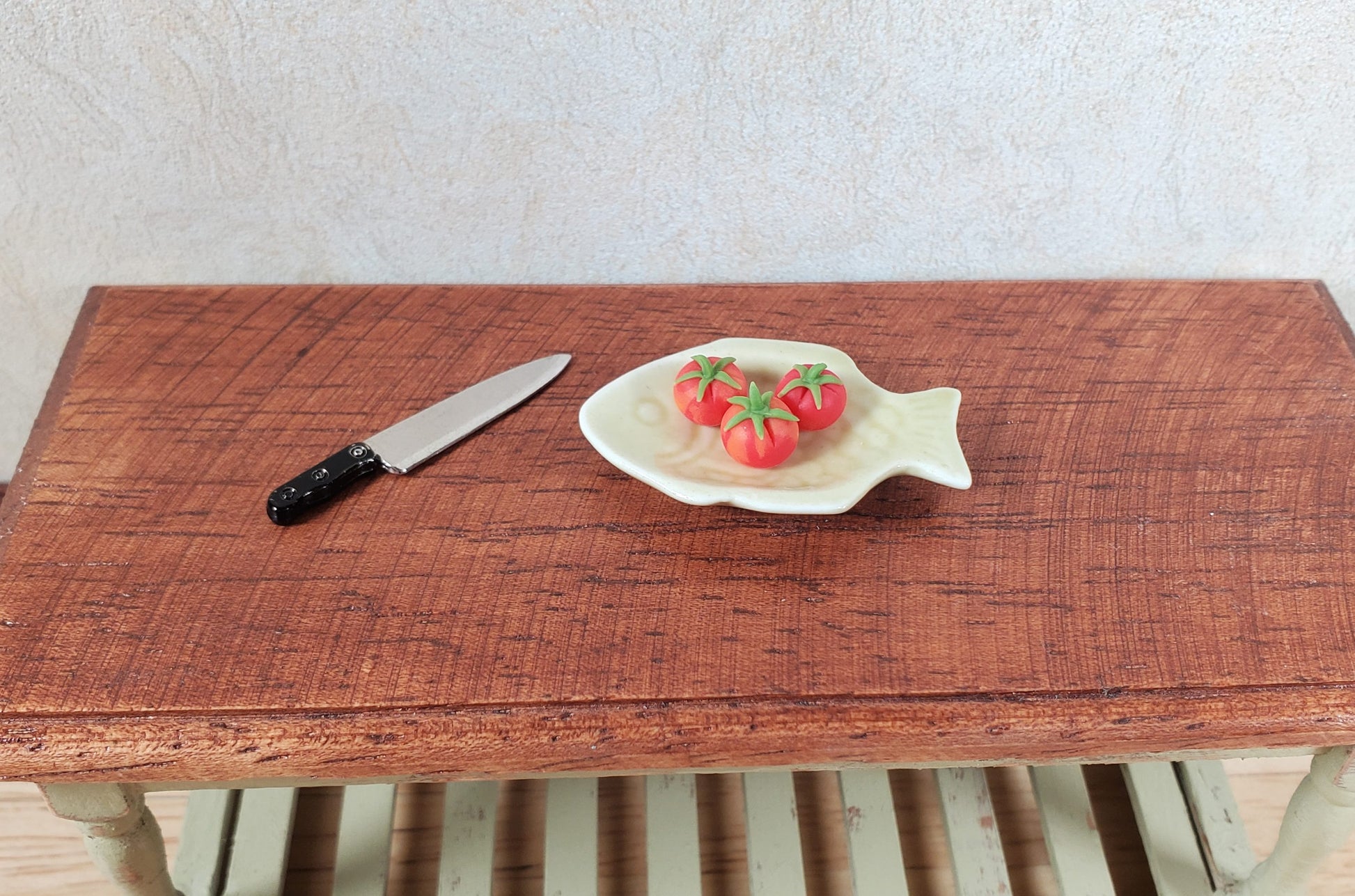 Dollhouse Fished Shaped Platter Light Green Ceramic 1:12 Scale Miniature