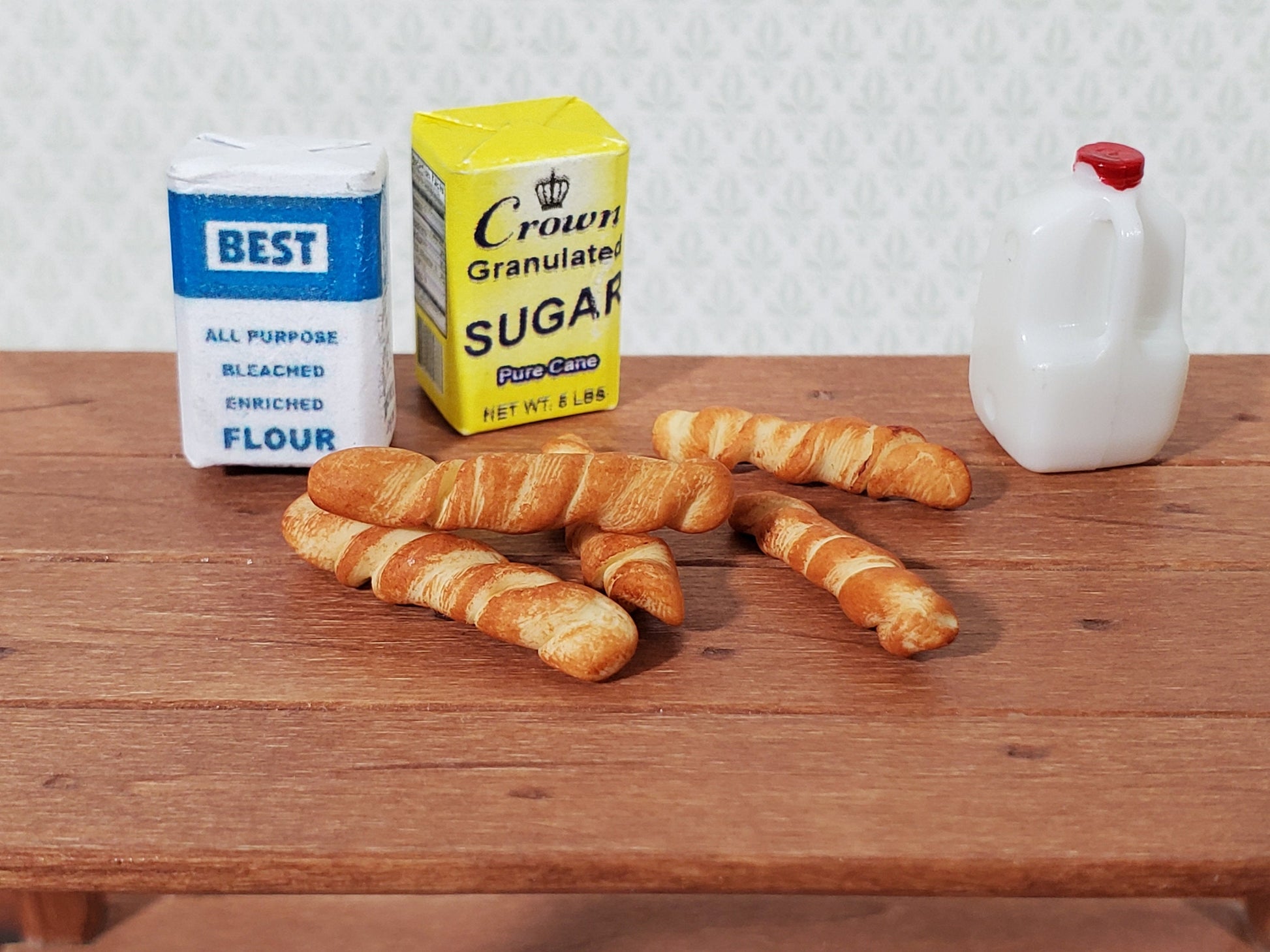 Dollhouse Baguettes Long Bread Rolls 5 Loaves 1:12 Scale Food Kitchen Bakery