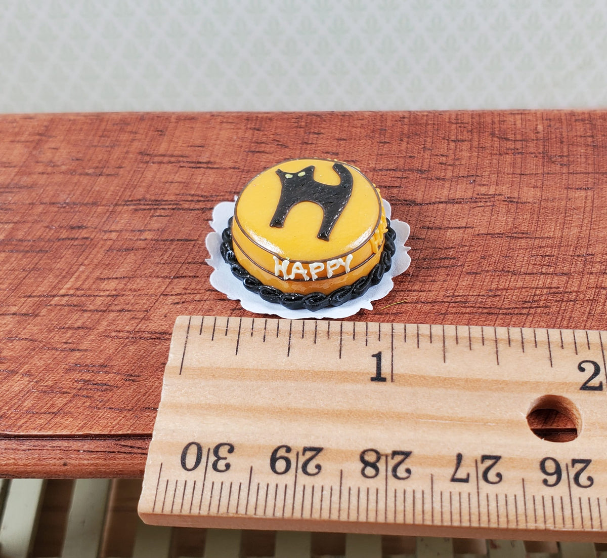 Dollhouse Halloween Cake Black Window Spider 1:12 Miniature Food Prop