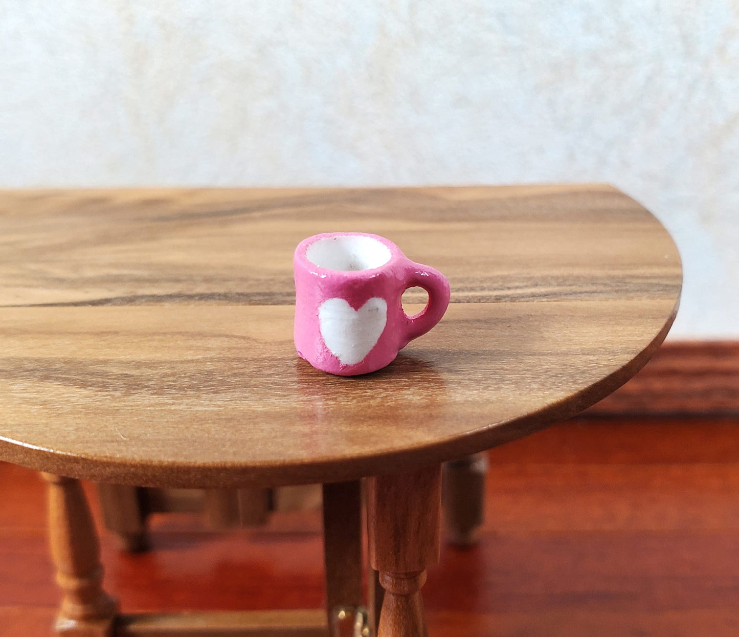 Dollhouse HALF SCALE Valentines Mug Pink with White Heart 1:24 Miniature