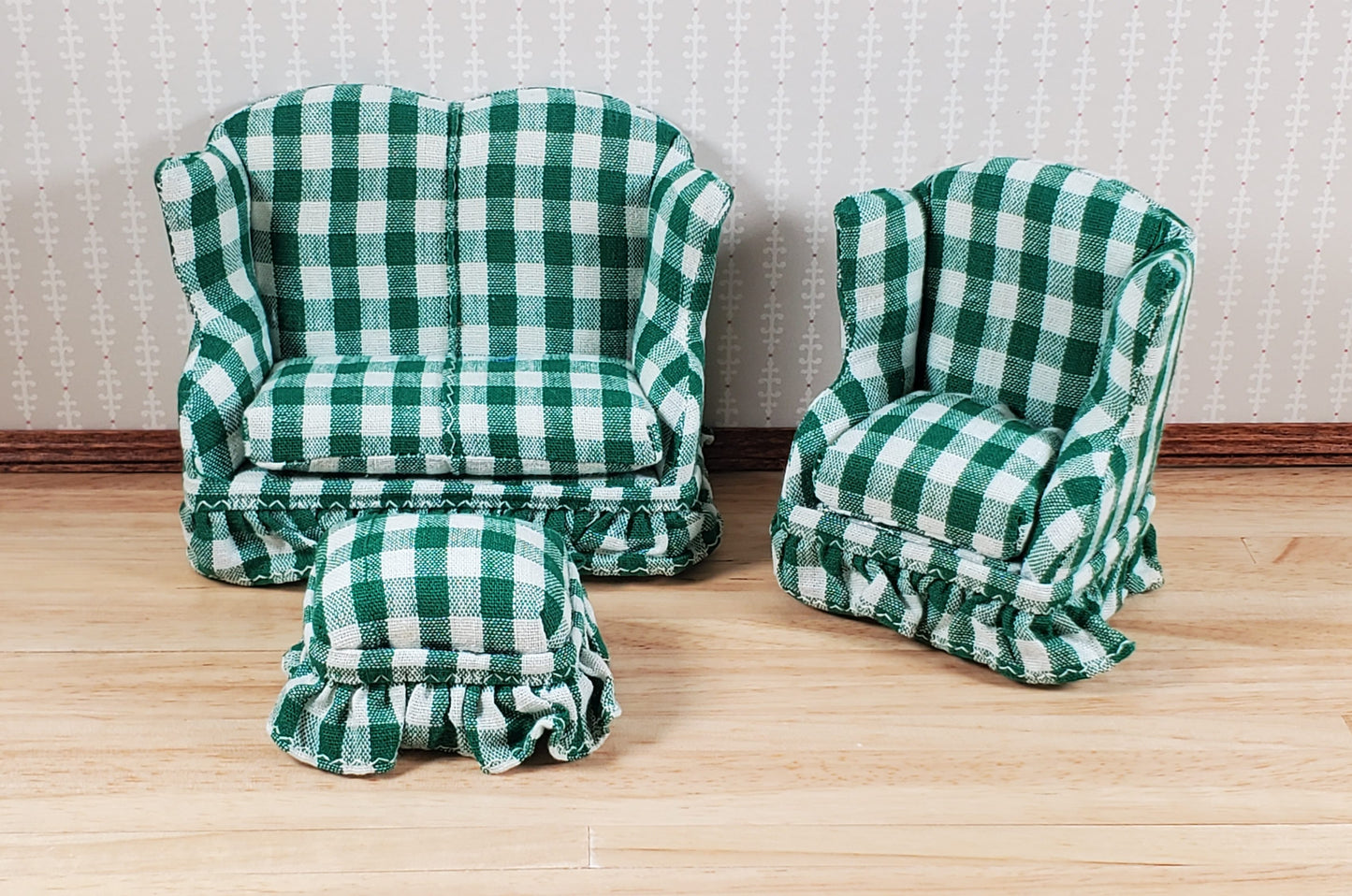 Dollhouse Small Sofa Chair Ottoman Green Plaid 1:12 Scale Miniature Furniture