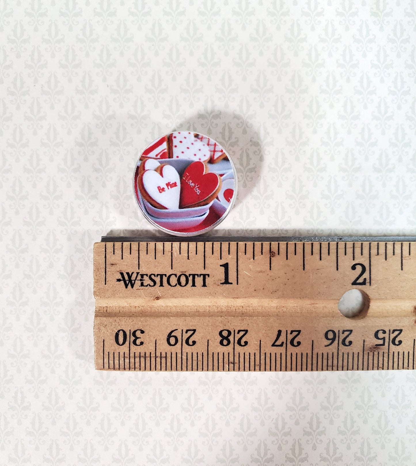 Dollhouse Cookie Tin Valentine Hearts Theme Removable Lid 1:12 Scale Miniature