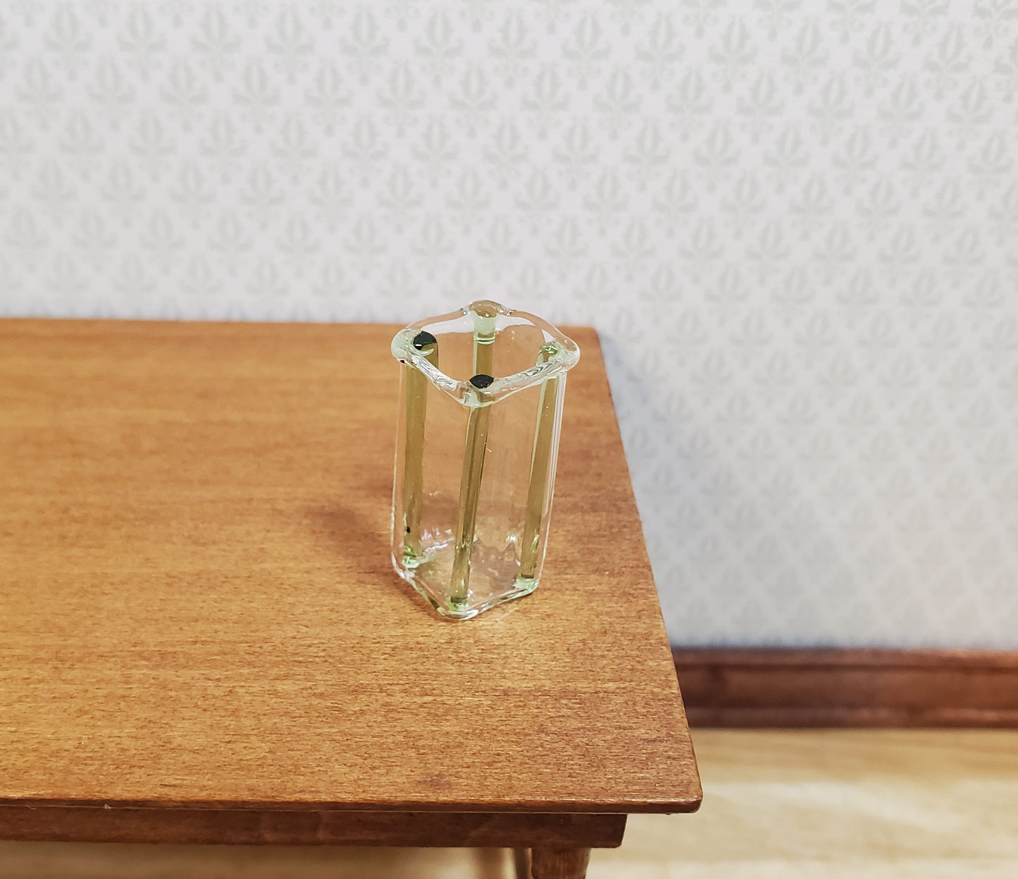Dollhouse Green Striped Square Modern Vase 1:12 Scale Miniature Decor Flowers