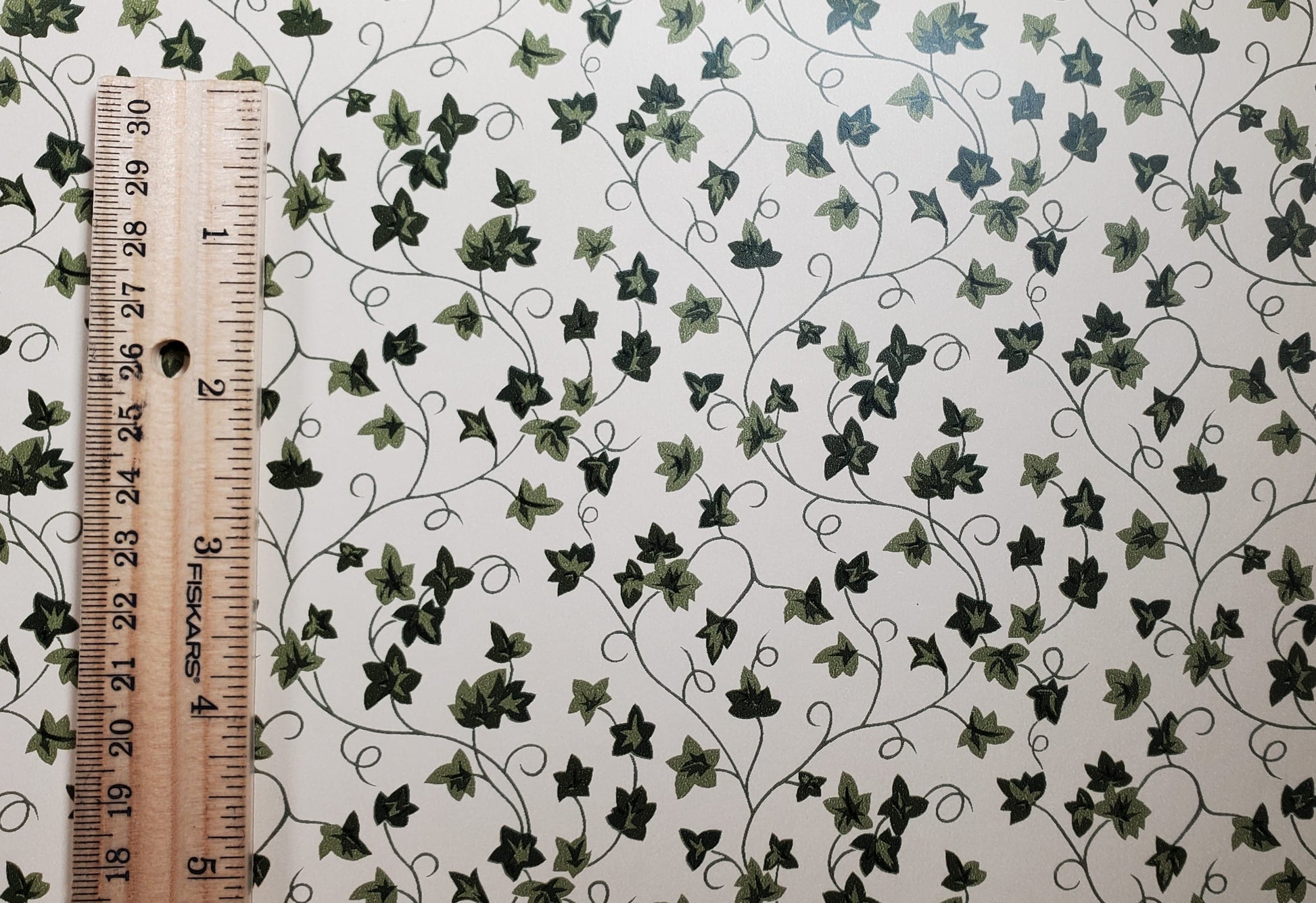 Dollhouse Wallpaper Climbing Ivy Beige 3 Sheets 1:12 Scale Miniature