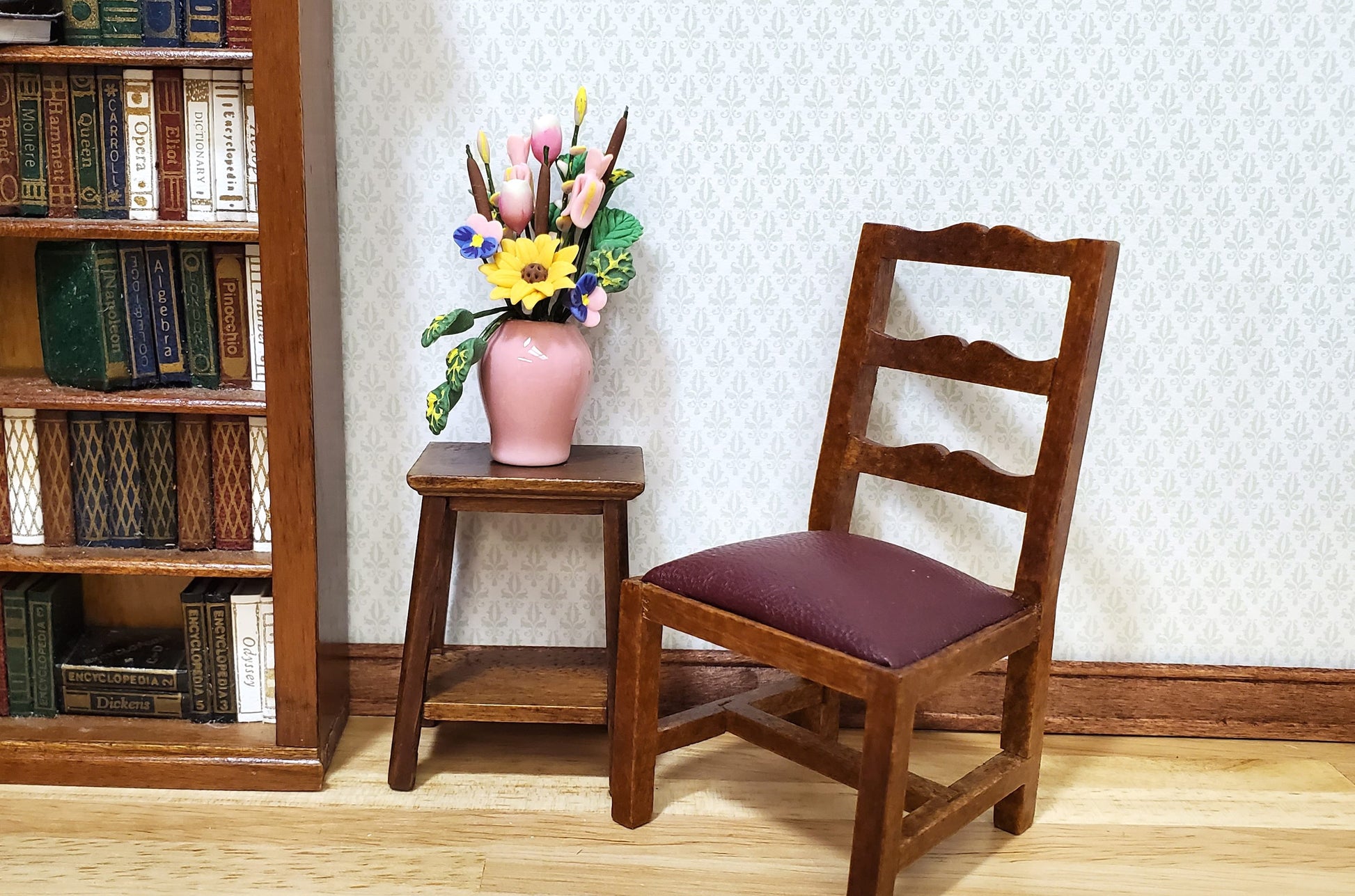 Dollhouse Large Vase of Flowers White Roses Calla Lilies 1:12 Scale Miniature