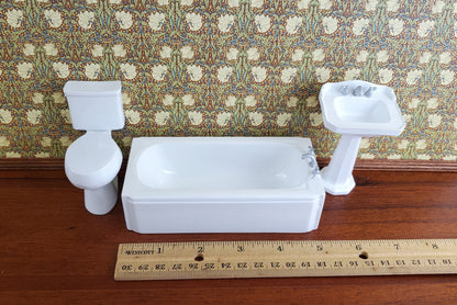 Dollhouse Resin 3 Piece Bathroom Set Tub Toilet Sink All White 1:12 Scale Houseworks
