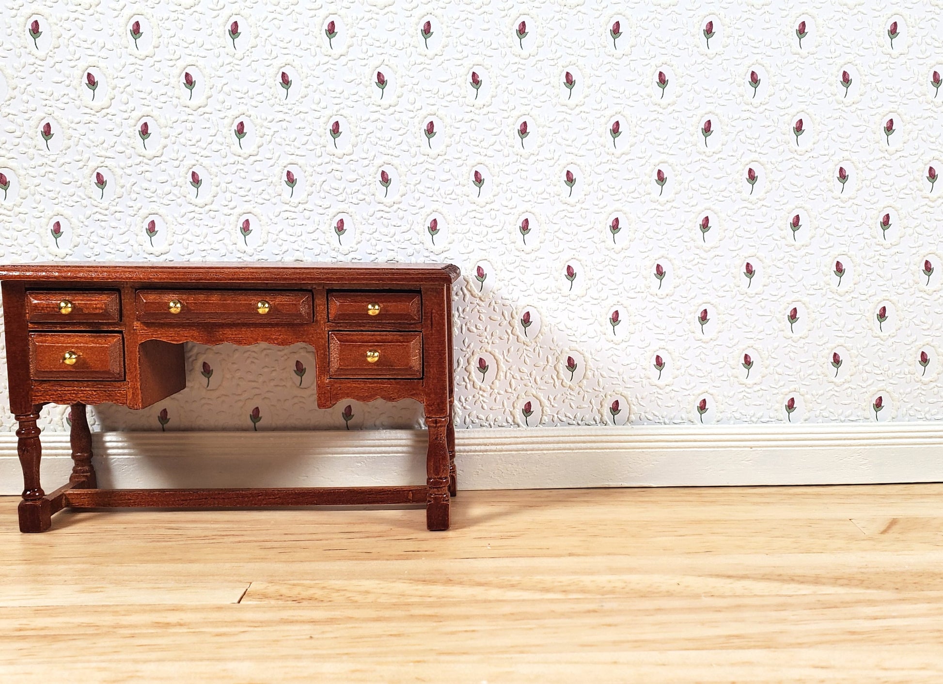 Dollhouse Embossed Wallpaper x3 Sheets Cameo Tulip White 1:12 Scale