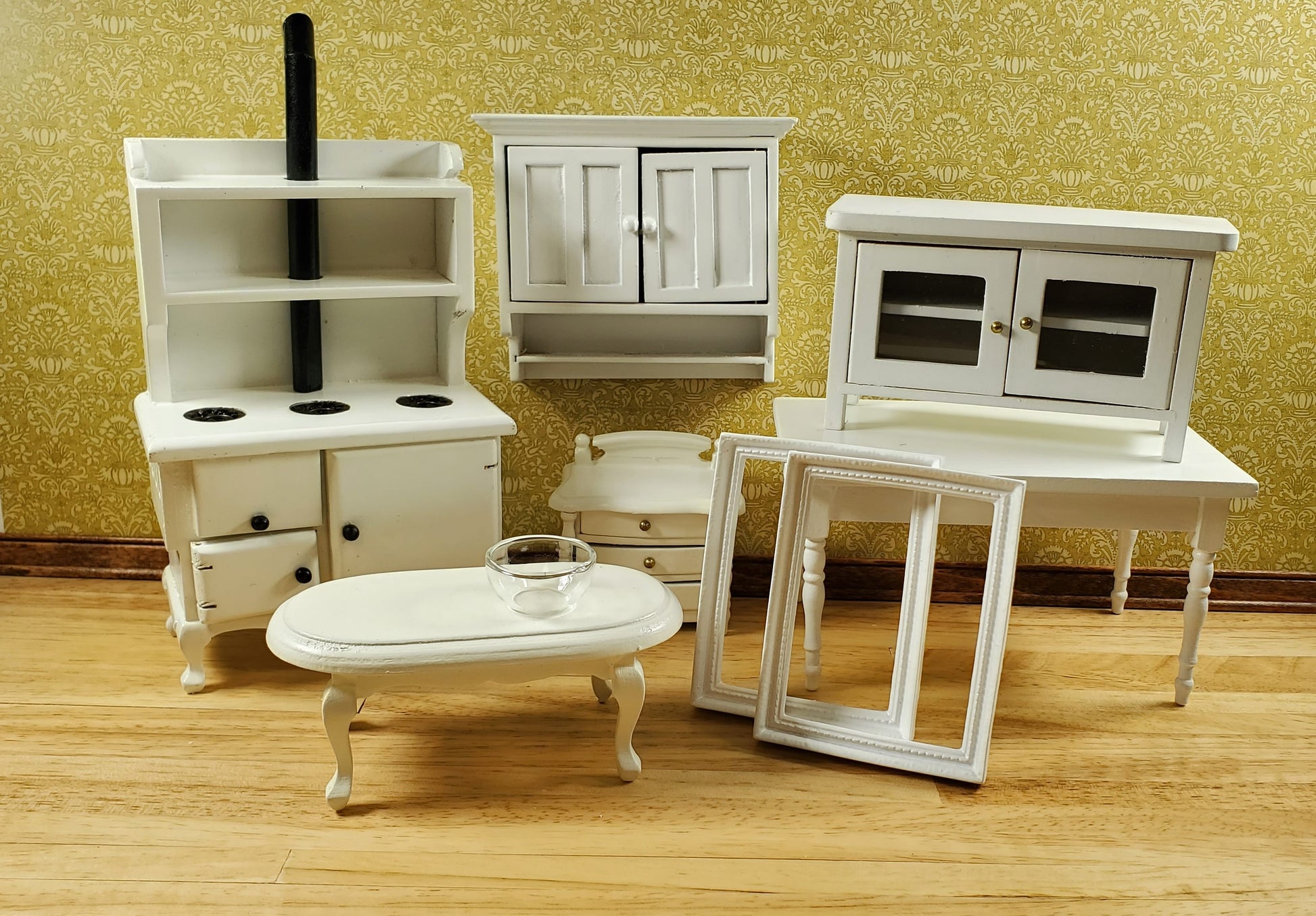 Dollhouse Furniture Lot Scratch & Dent 1:12 Scale White Table Stove Nightstand Picture Frames +