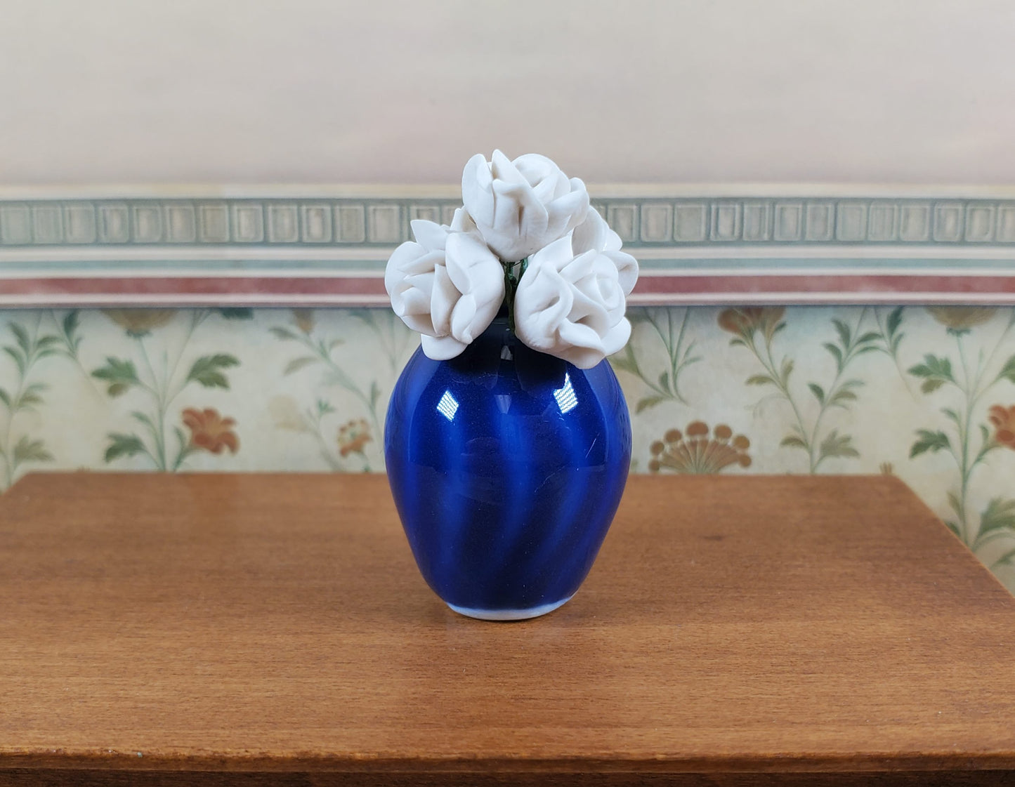 Dollhouse Ceramic Bright Blue Vase with a Swirl Pattern 1:12 Scale Miniature