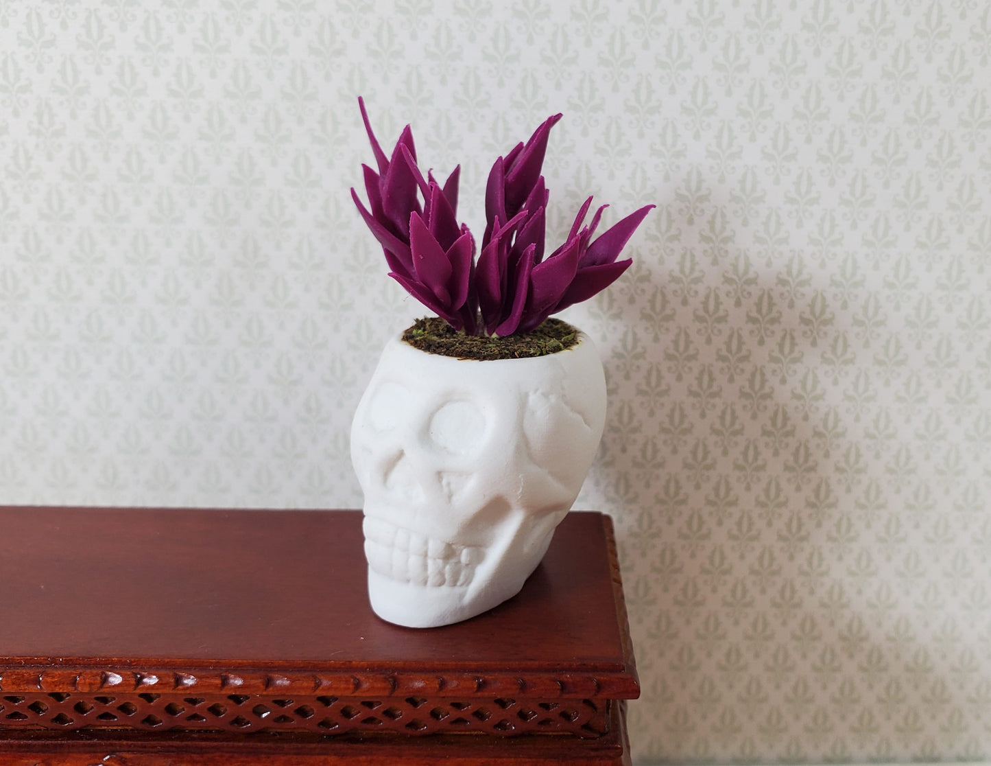 Dollhouse Blood Amaranth in a Large White Skull Planter Pot 1:12 Scale Miniature