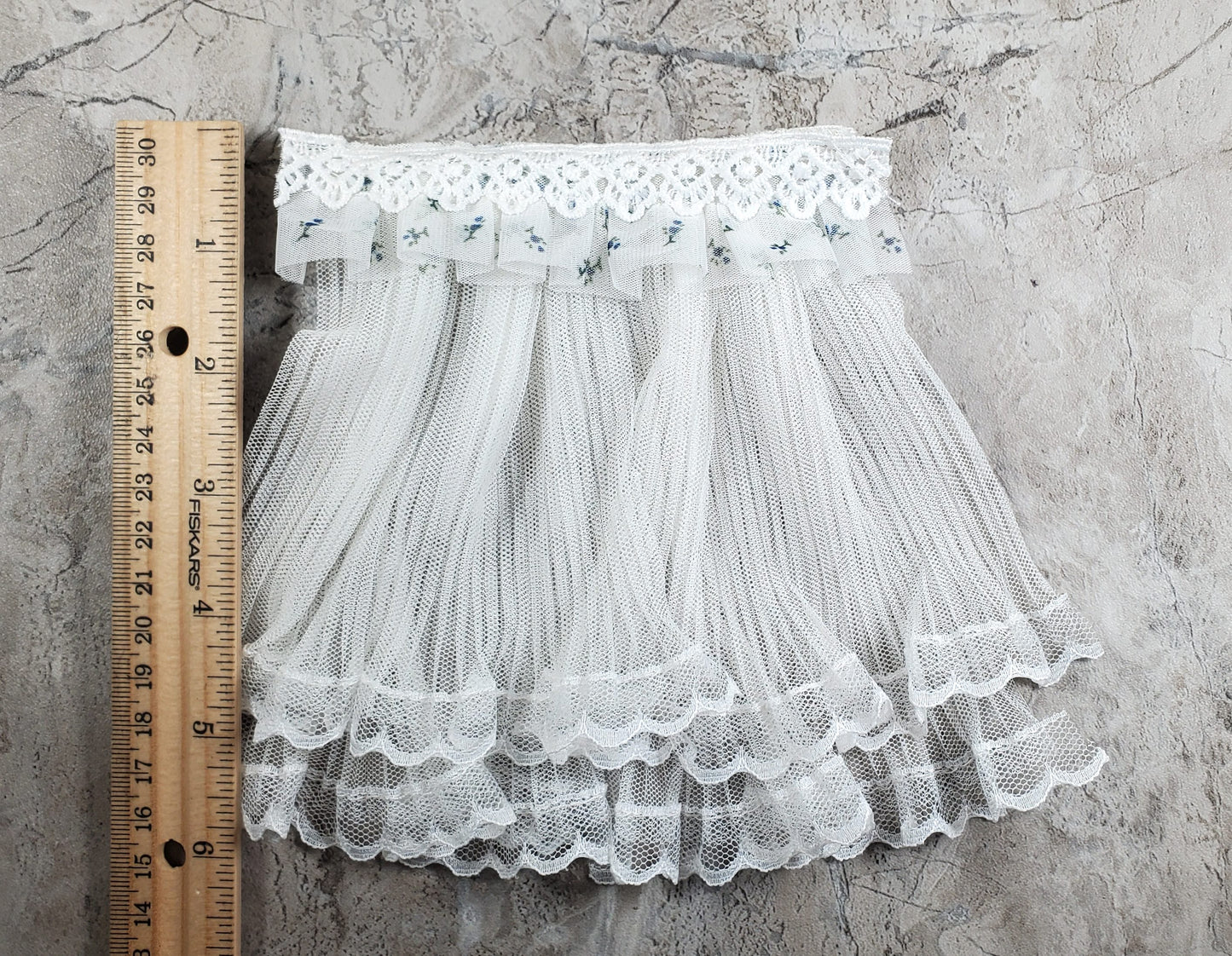 Dollhouse Lace Curtains Cream with Blue Floral Valance 1:12 Scale 5" W x 6" L
