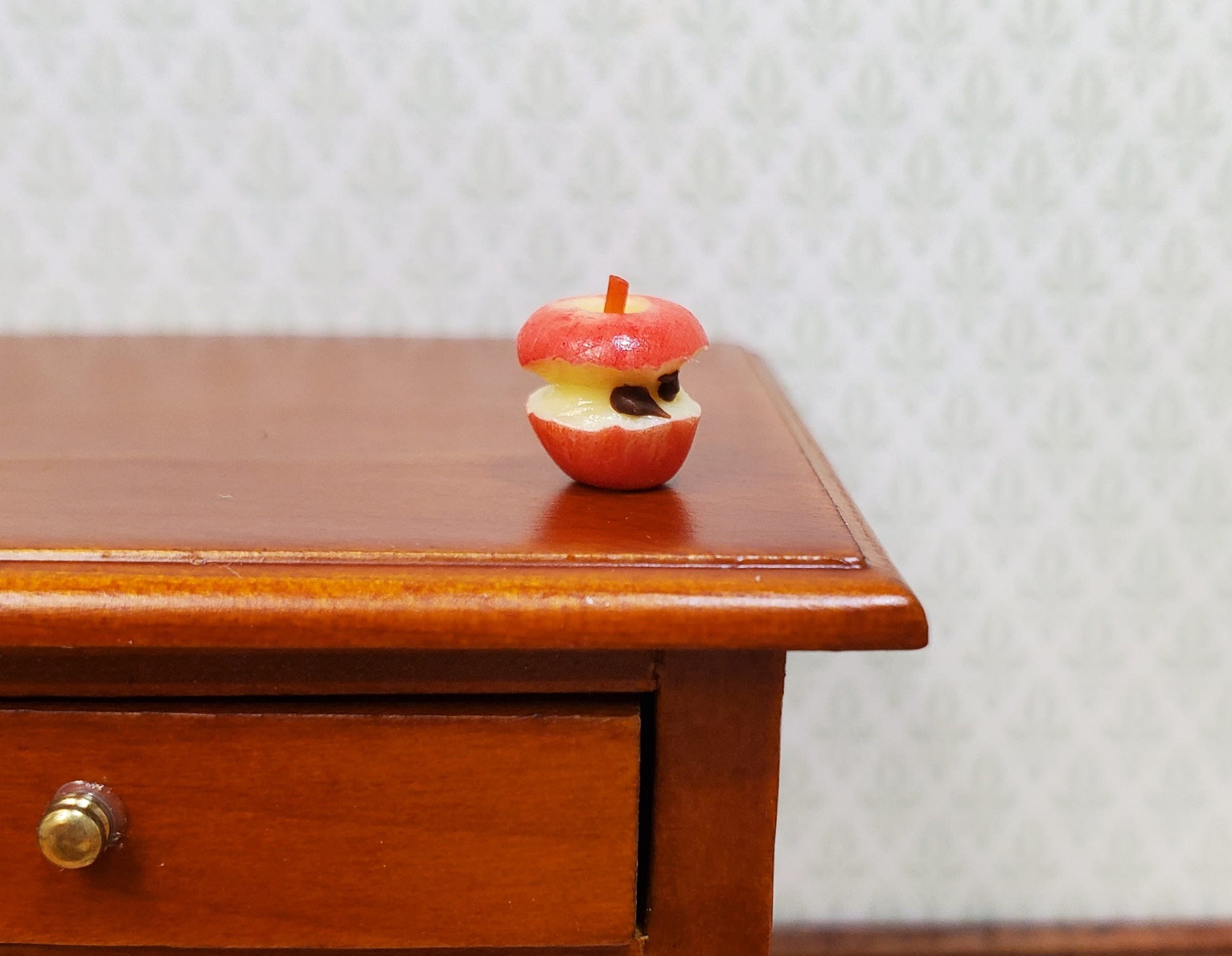 Dollhouse Eaten Apple Core 1:12 Scale Miniature Food Kitchen Fruit Snacks