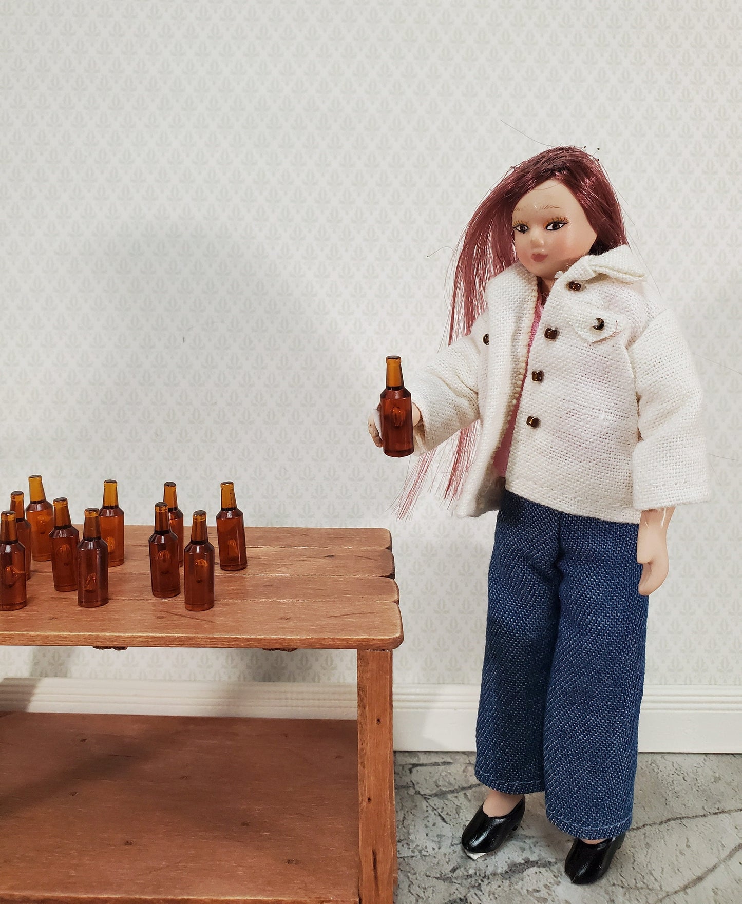 Miniature Brown Bottles Beer Root Beer Ginger Ale 12 Pieces Blanks 1:12 Scale Dollhouse