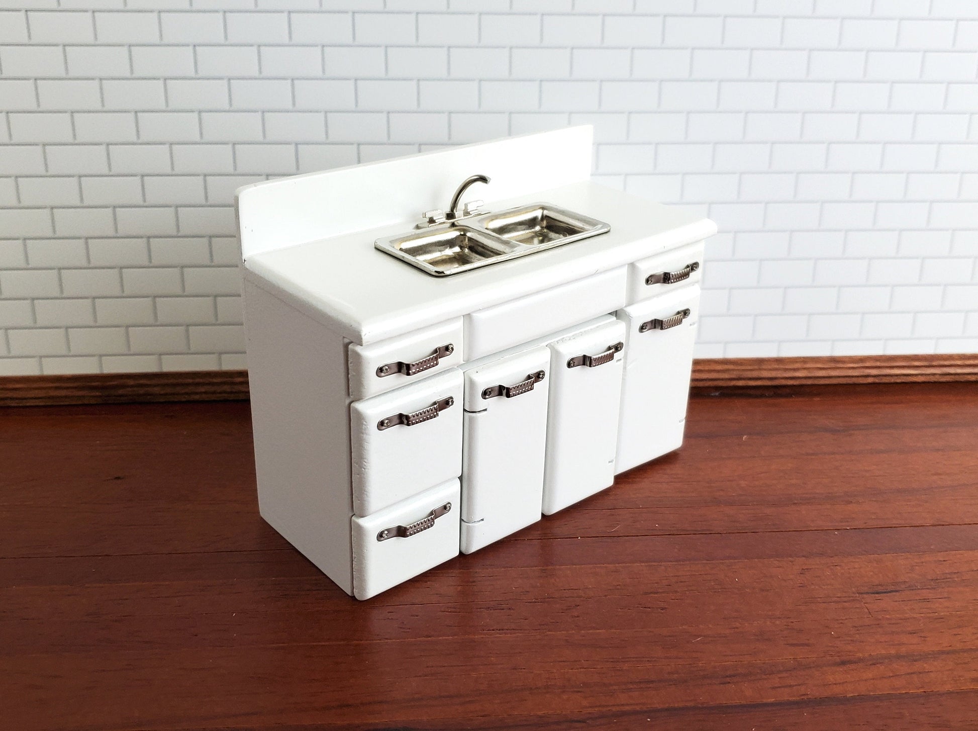 Dollhouse Miniature Kitchen Sink with Cabinet 1950s Retro Style WHITE 1:12 Scale