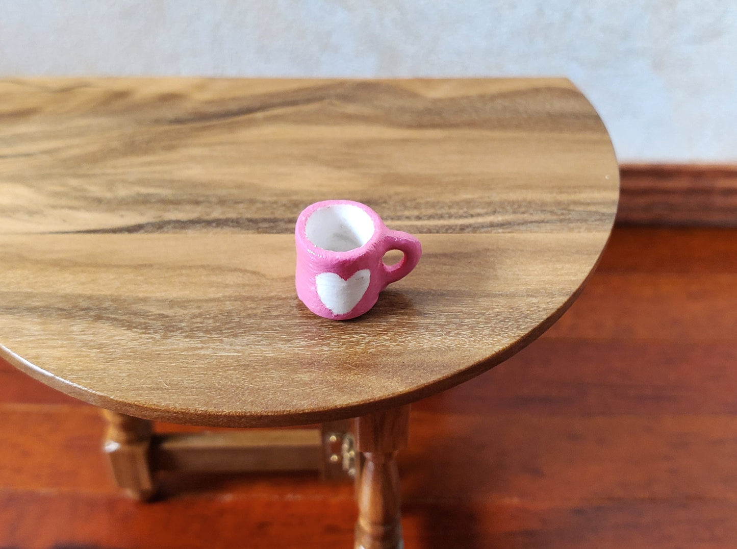 Dollhouse HALF SCALE Valentines Mug Pink with White Heart 1:24 Miniature