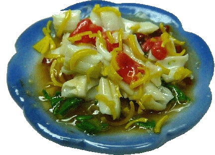 Dollhouse Green Chile Enchilada on a Scalloped Plate 1:12 Scale Miniature Food