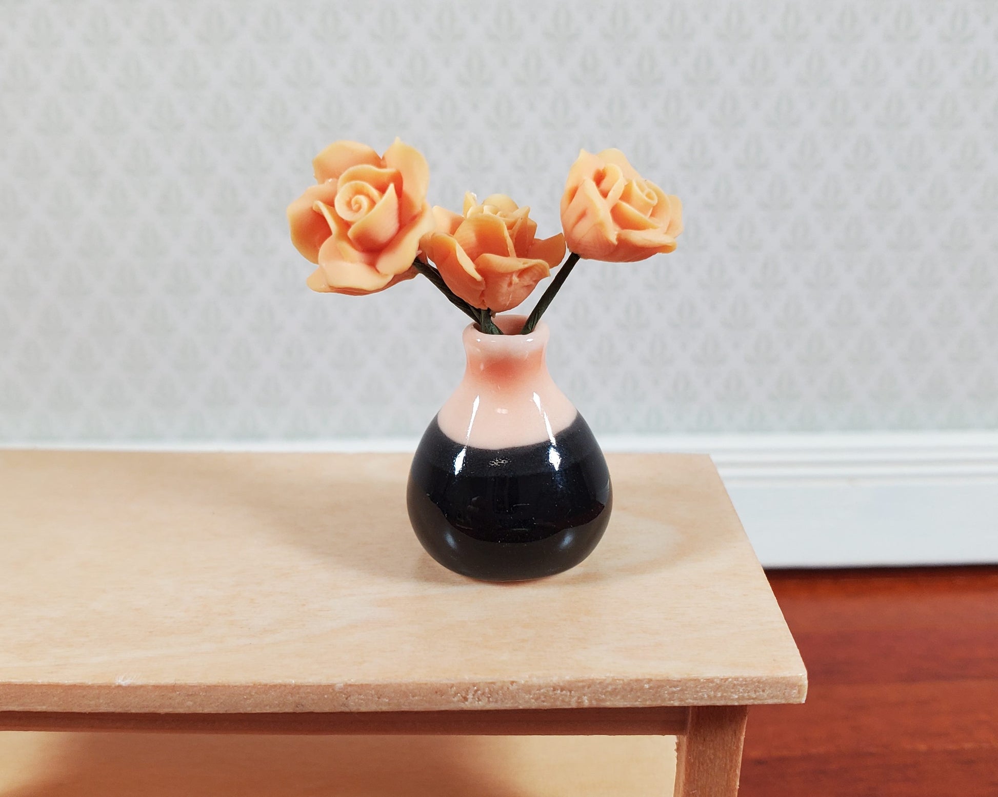 Dollhouse Small Orange & Black Onion Jar 1:12 Scale Miniature