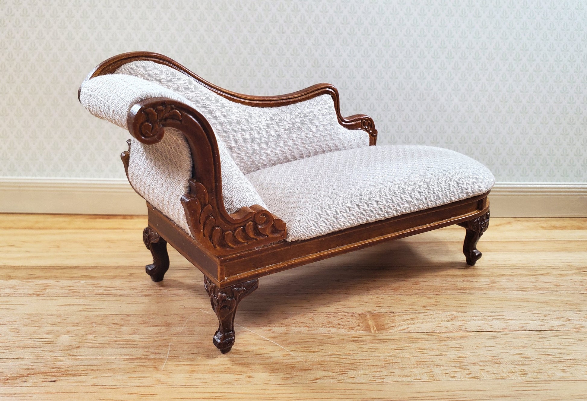 JBM Dollhouse Chase Lounge Sofa French Victorian1:12 Miniature Furniture Couch