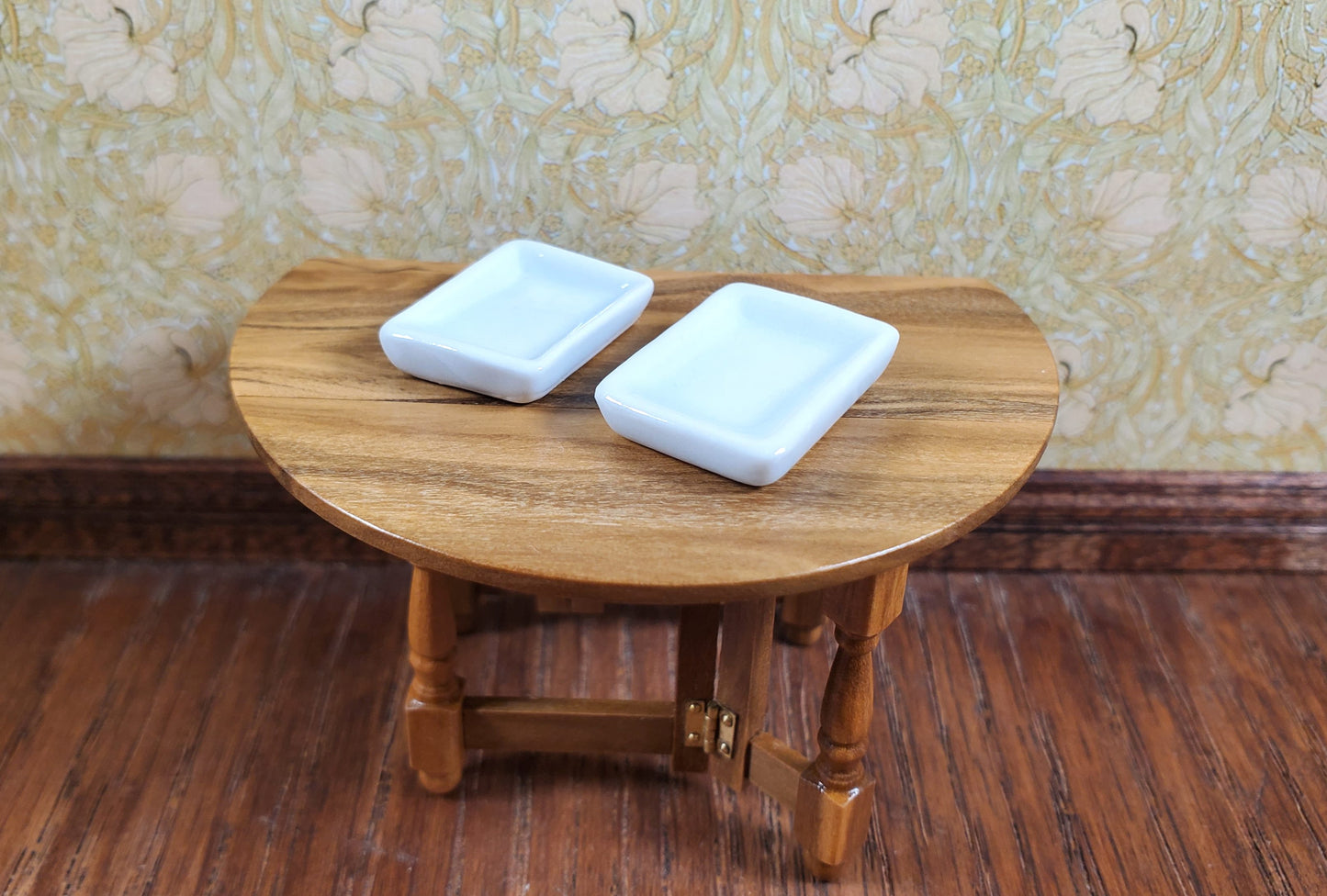 Dollhouse Rectangular White Ceramic Baking Tray Set of 2 1:24 Scale Miniature