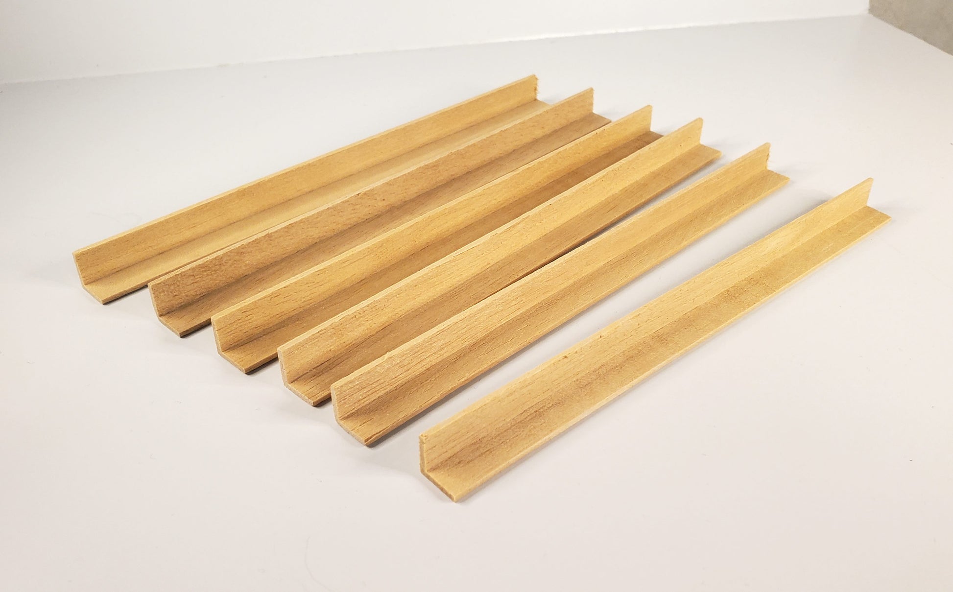 Miniature Corner Trim 6" Pieces x6 Corner Trim Molding 3/8" x 3/8" x 6" Crafts