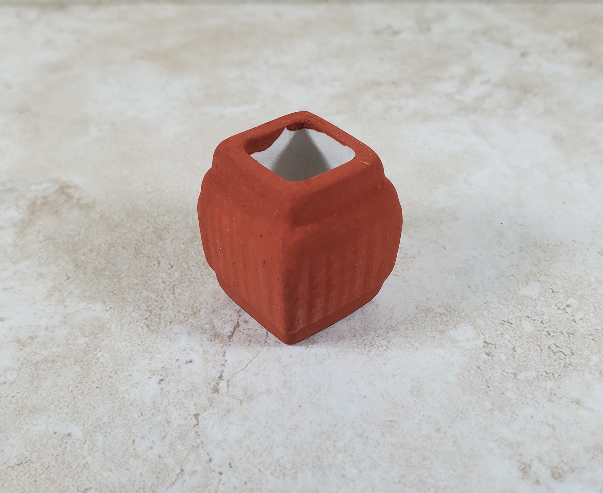 Dollhouse Square Terra Cotta Planter 1:12 Scale Miniature