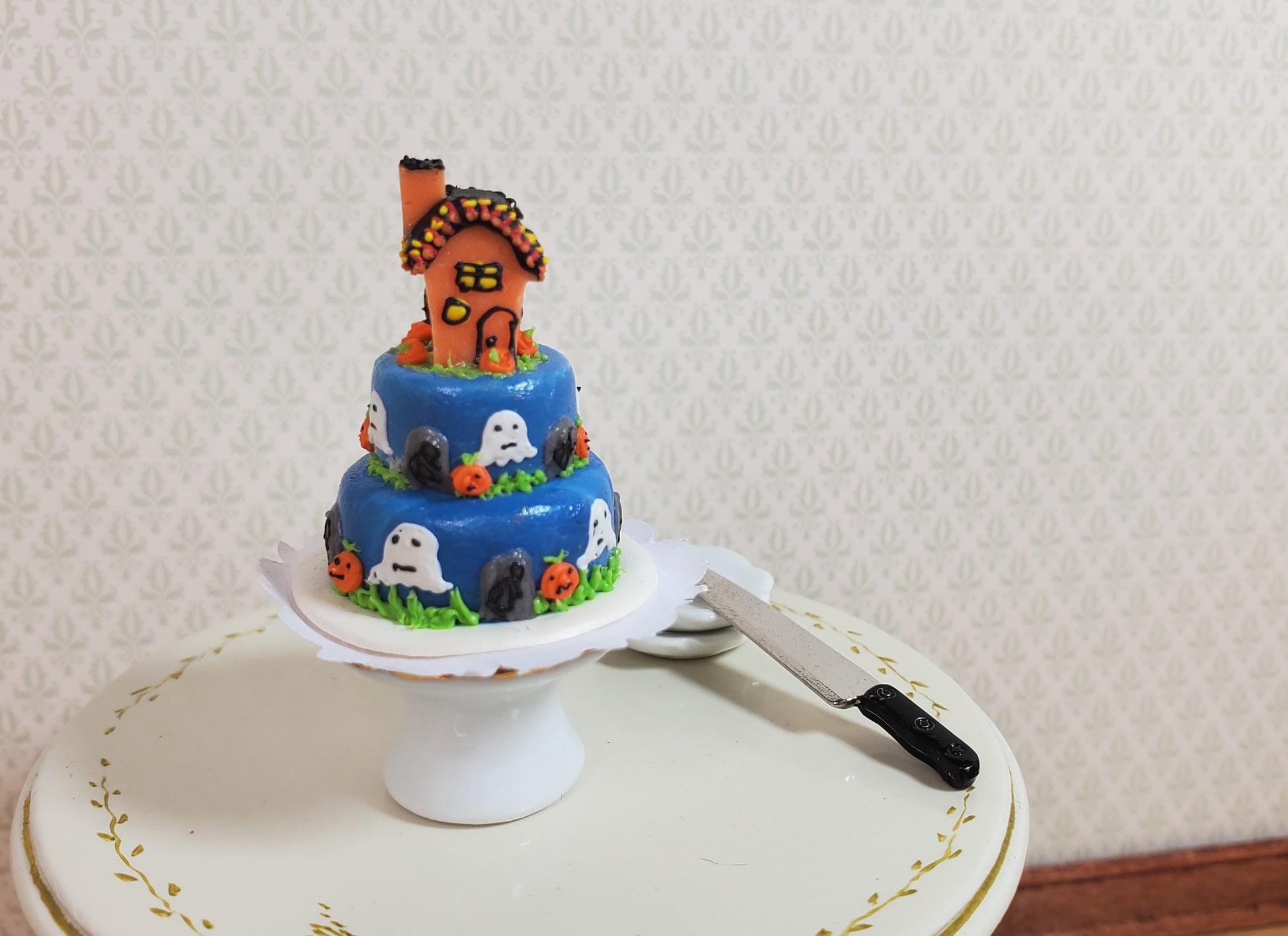 Dollhouse Ghostly Haunt 3 Tier Cake 1:12 Scale Miniature Dessert Food