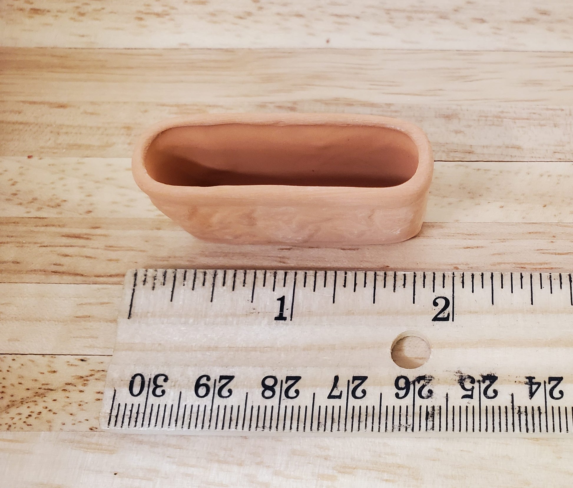 Dollhouse Terra Cotta Garden Planter Narrow 1:12 Scale Miniature