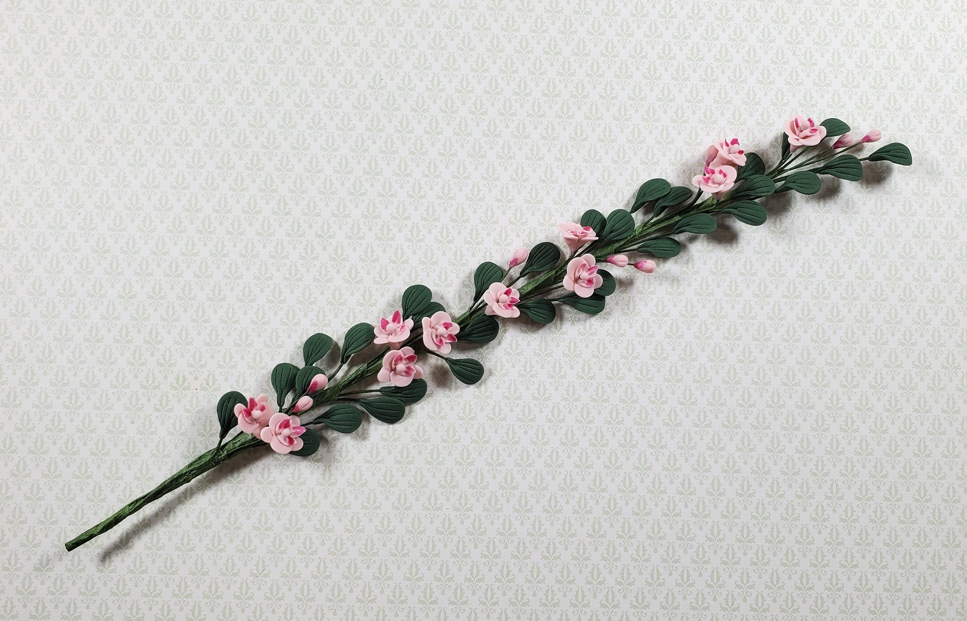 Dollhouse Trailing Pink Camelia Vine 1:12 Scale Miniature Garden Plants Decor